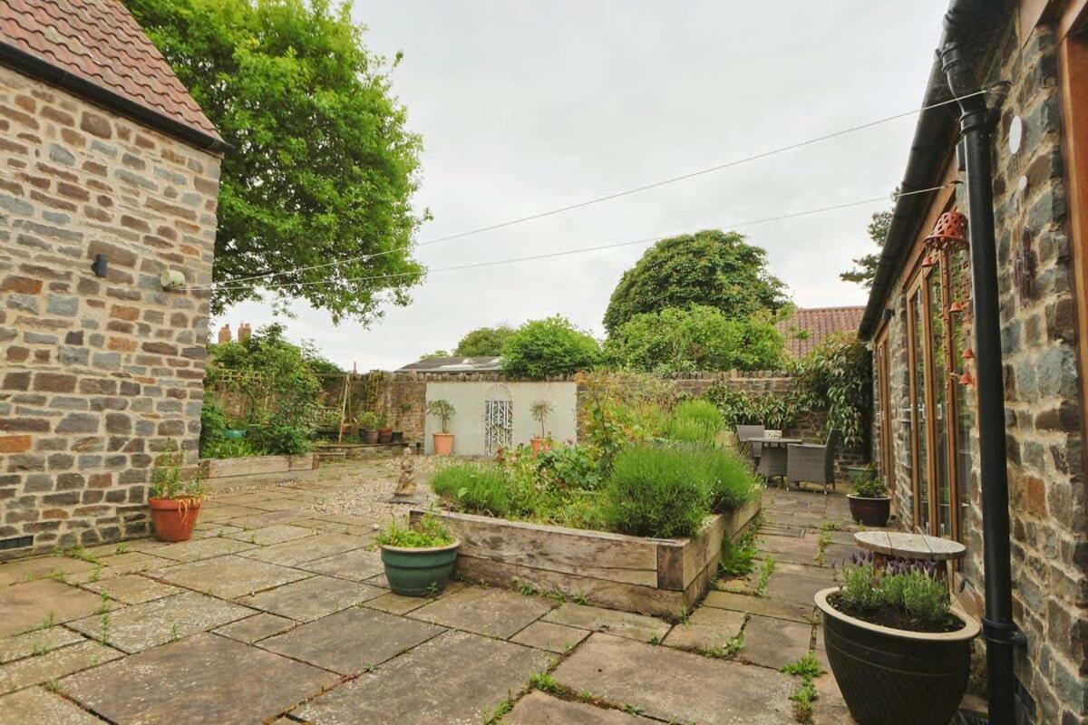 Musthay Mews Tockington cottage