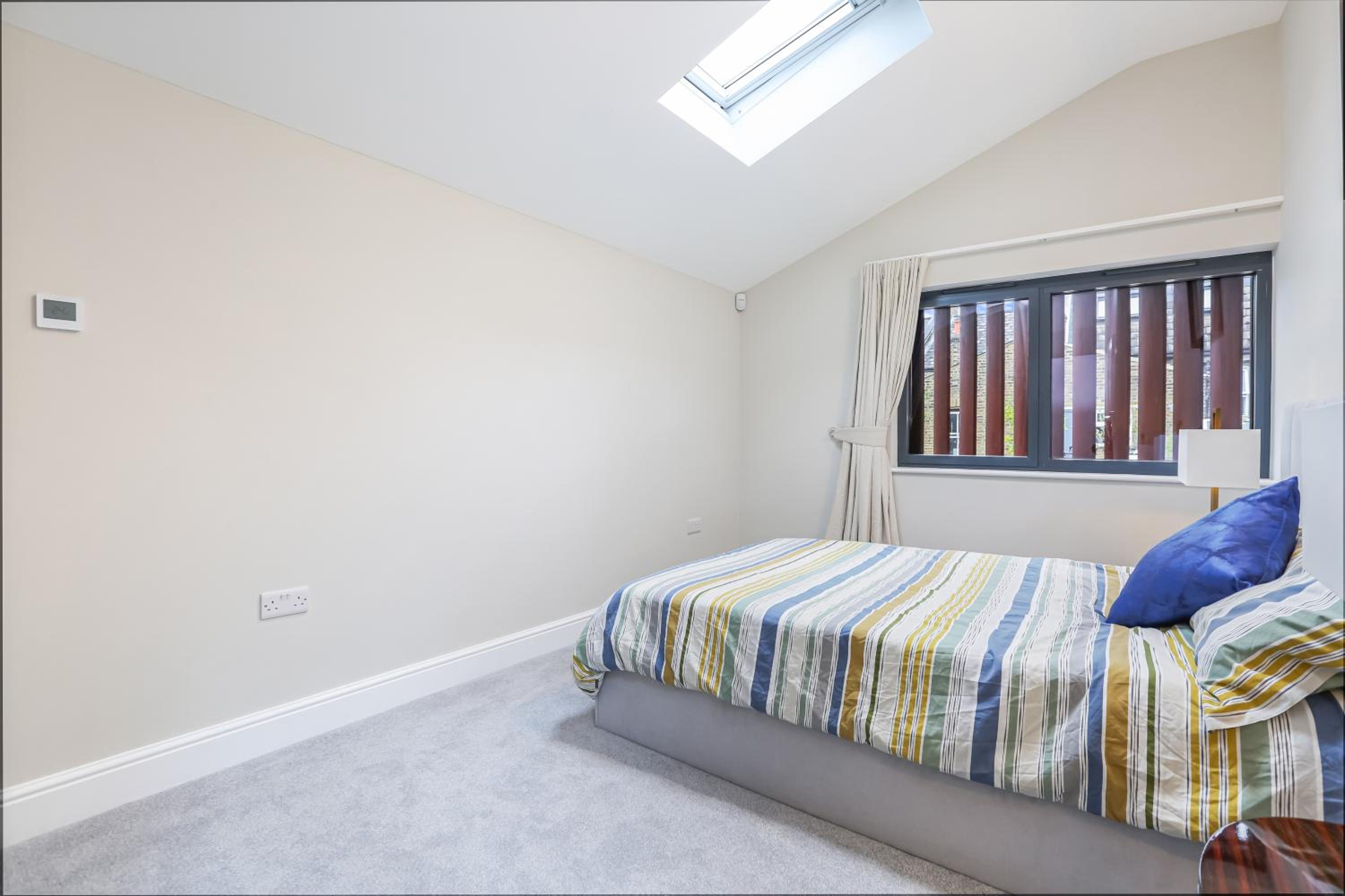 Elegant & Stylish Brand New 3 Bed Retreat