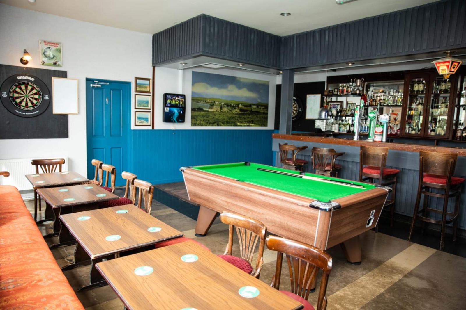 Una's Pub Apartments view 2
