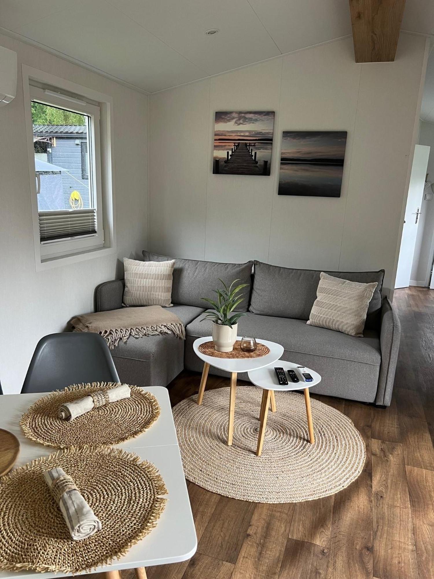 Tinyhouse Neila &ndash Moderne Auszeit am See Natururlaub in Stuer, Mecklenburgische Seenplatte