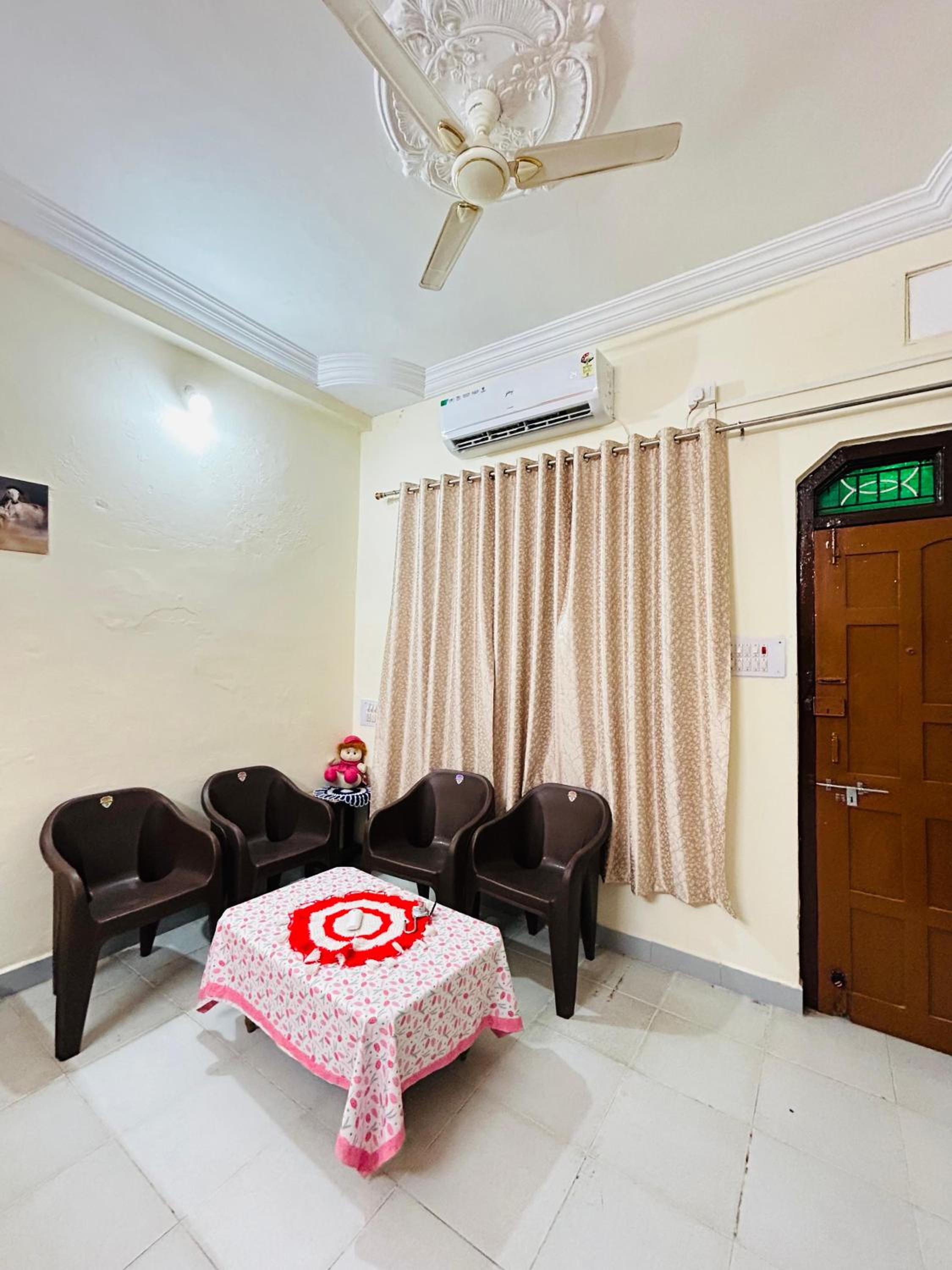 Jayshree Madhav Homestay, Nanakheda, Ujjain view 2