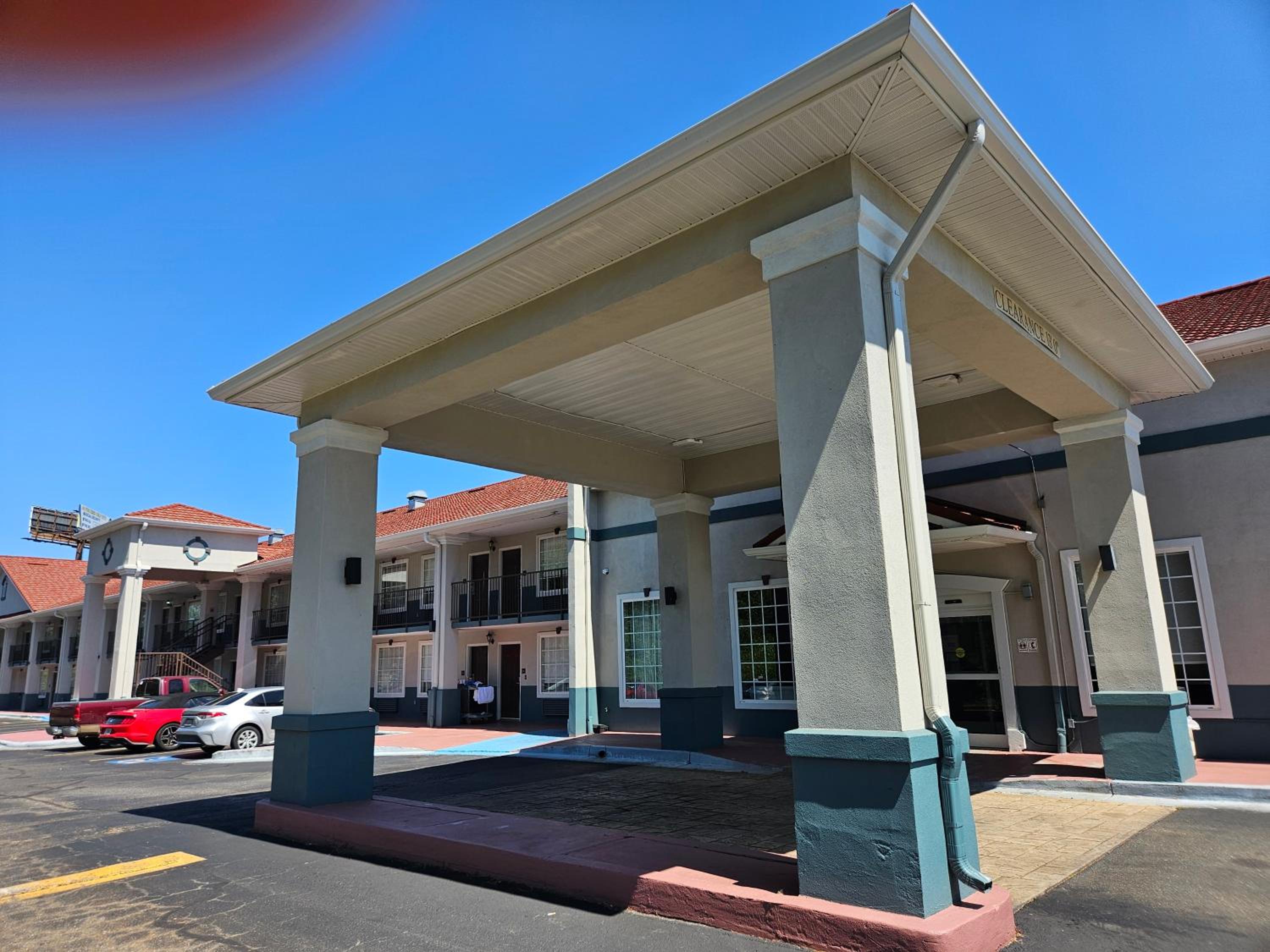 Greenville Vacations - Quality Inn  Suites Greenville I-65 - Property Image 1