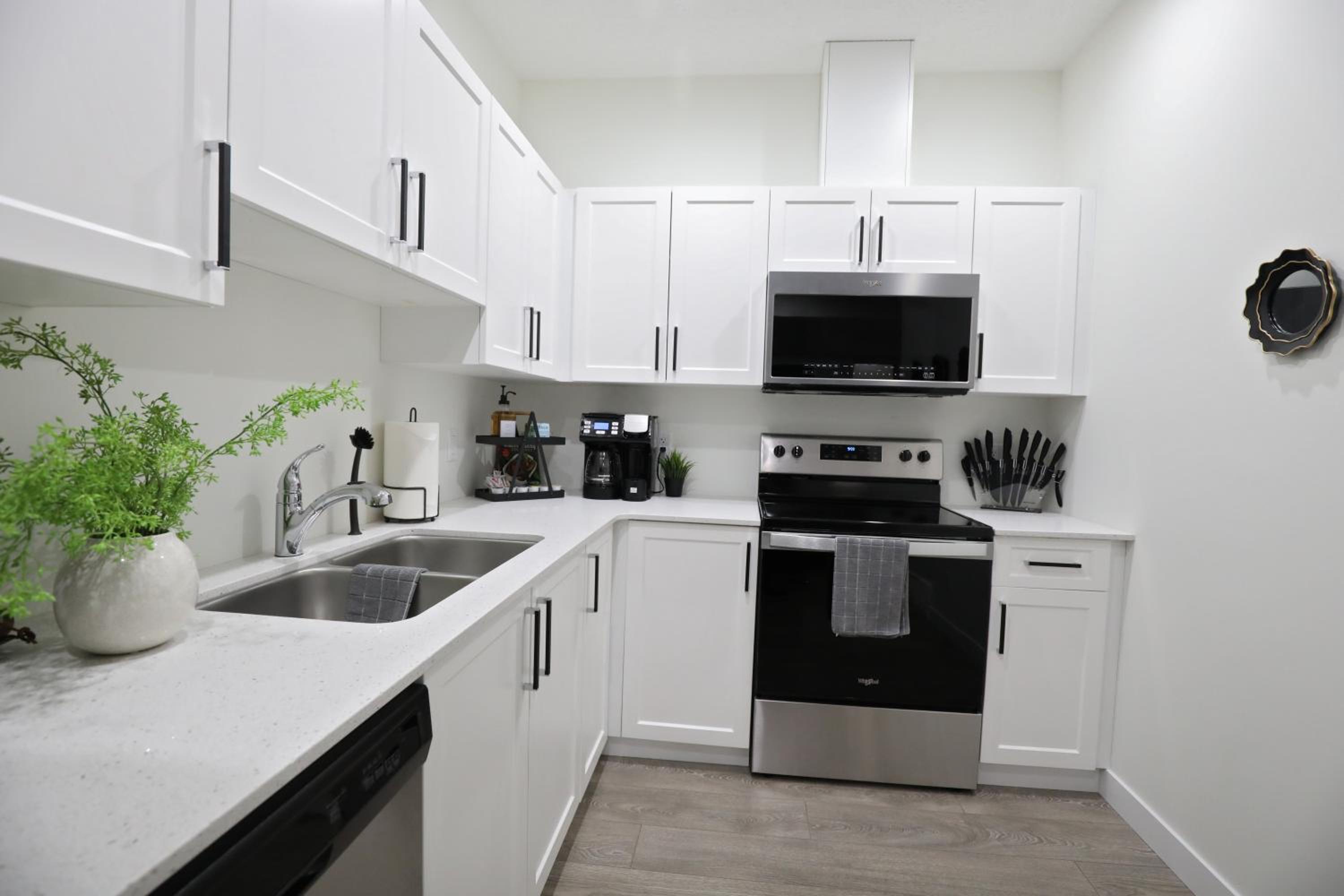 Elegant Escape with King Bed, Long Stays, WEM, Disney