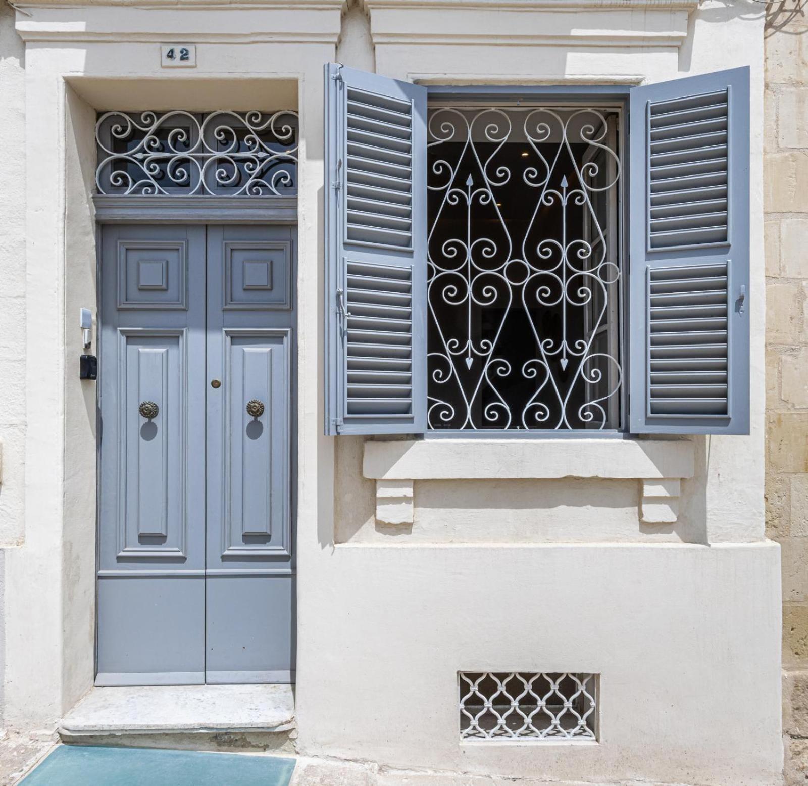 Stylish Seaview Valletta House
