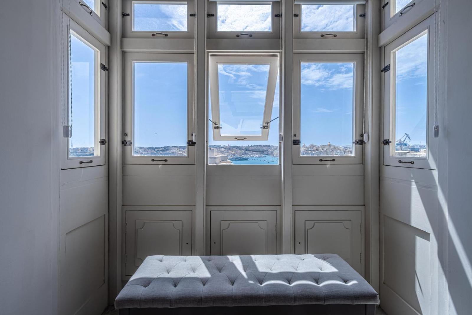 Stylish Seaview Valletta House