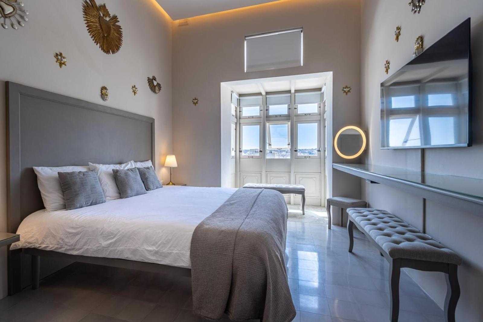 Stylish Seaview Valletta House