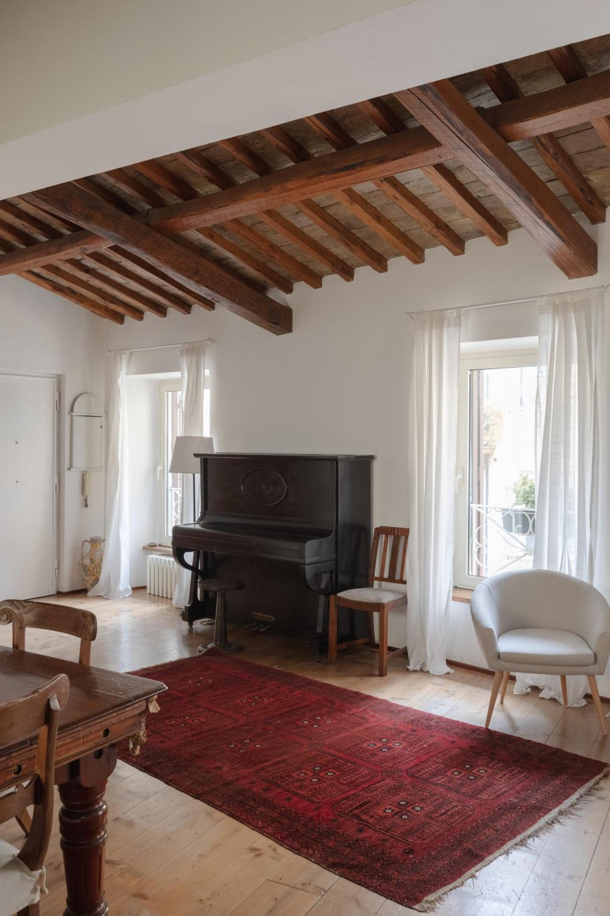 Classic and chic apartments in Trastevere