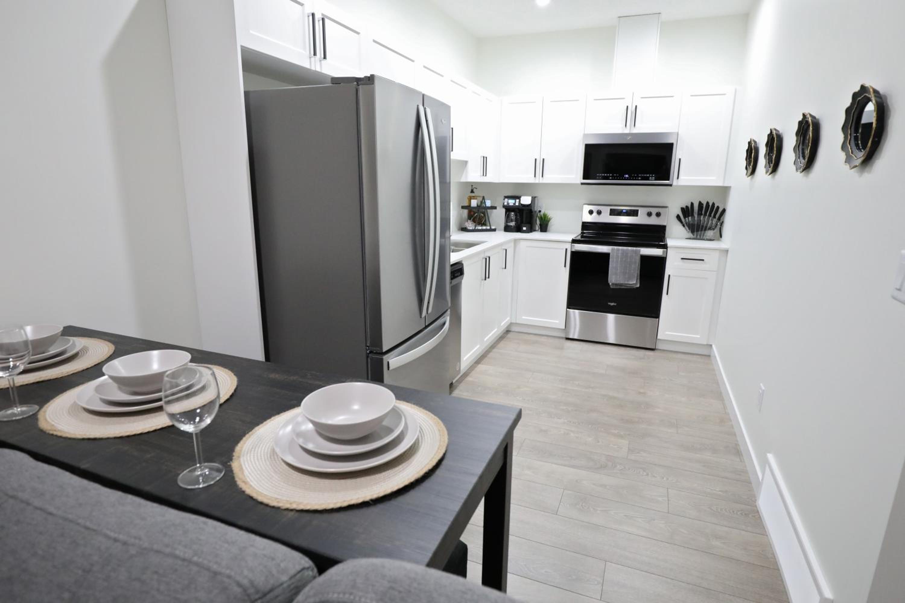 Elegant Escape with King Bed, Long Stays, WEM, Disney