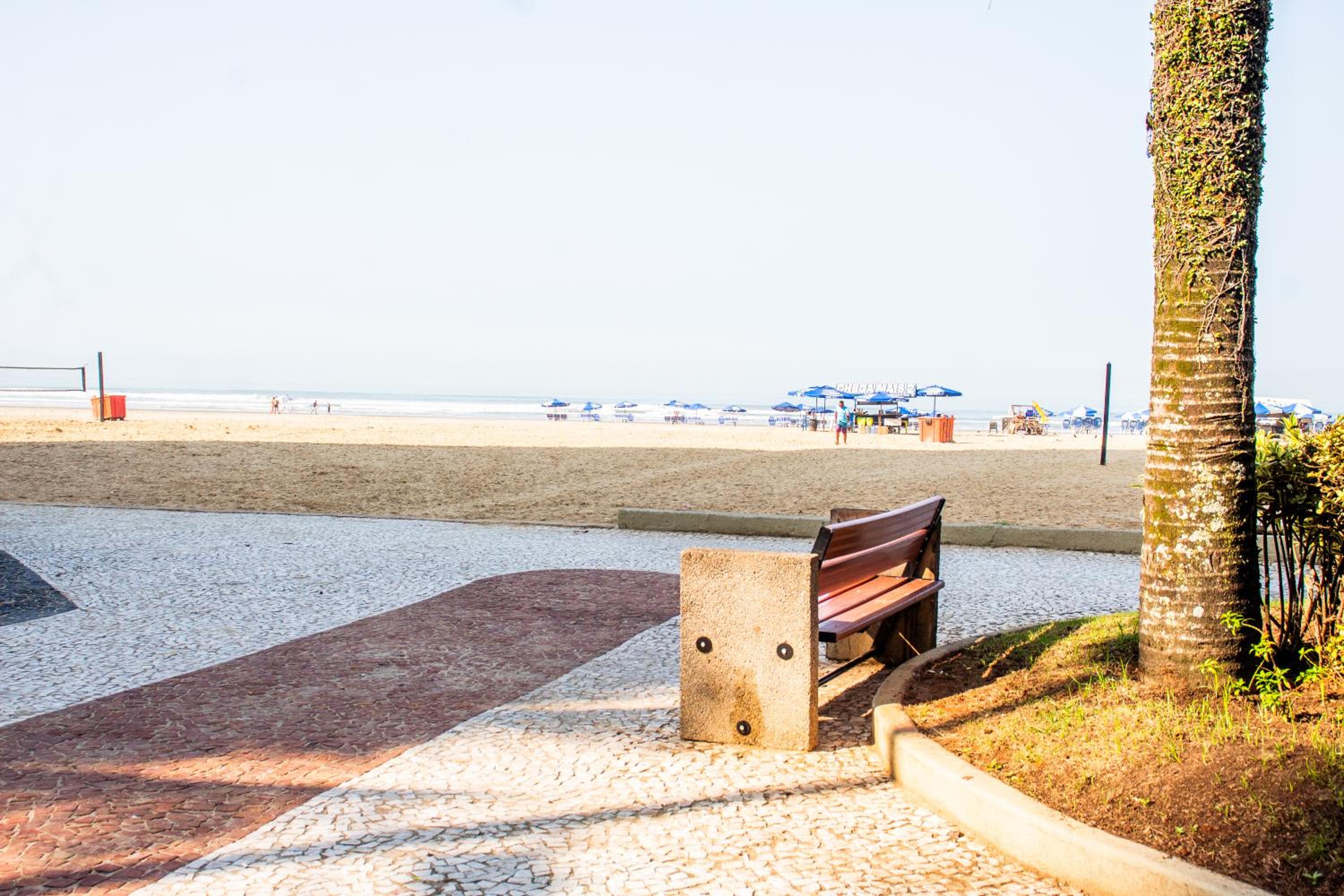 Apto Praia Grande (Guilhermina)