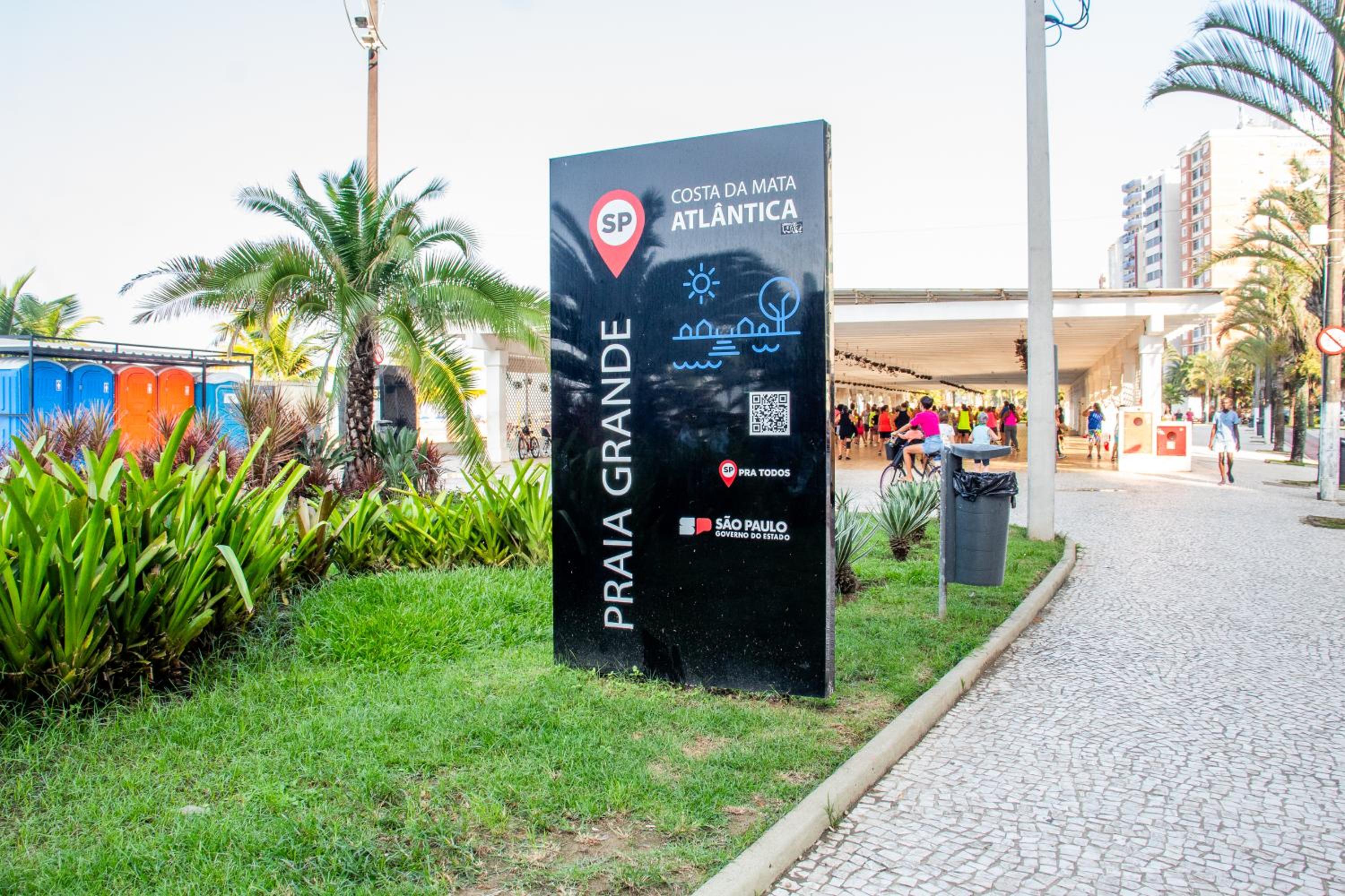 Apto Praia Grande (Guilhermina)