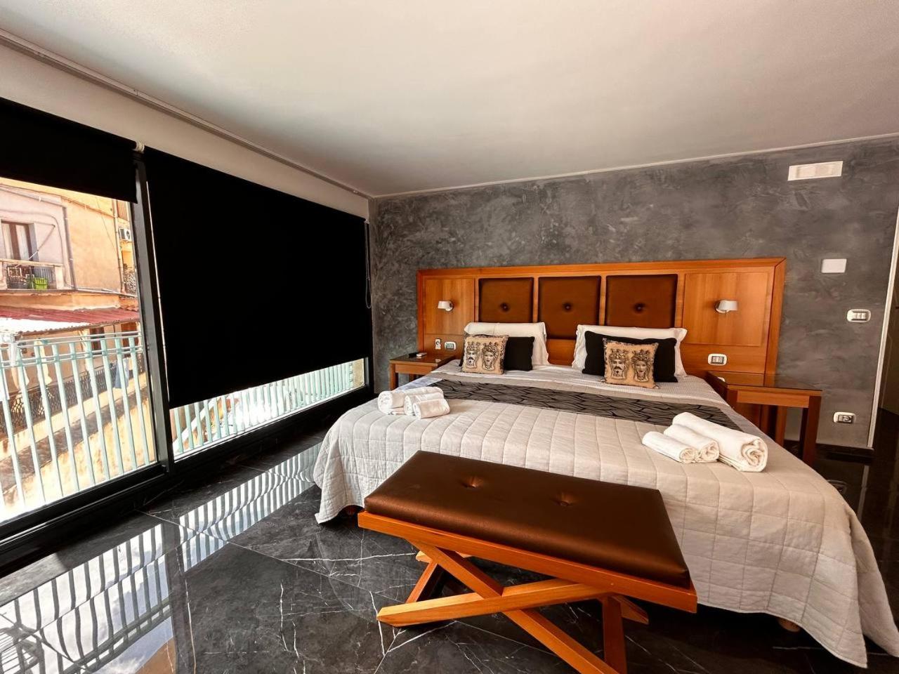 KEFA SUITE view 3