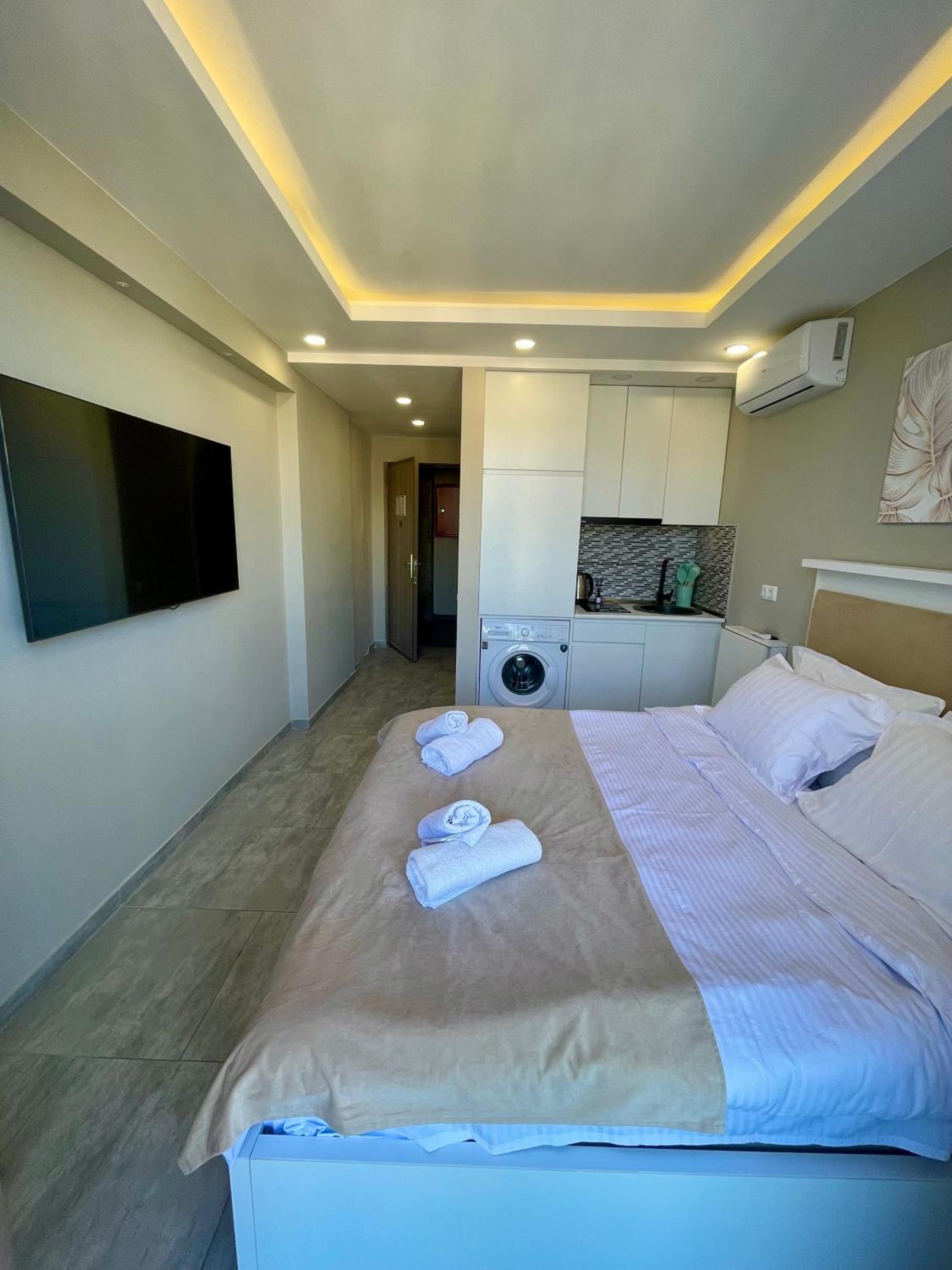 Sunrise Apartment 307A view 3