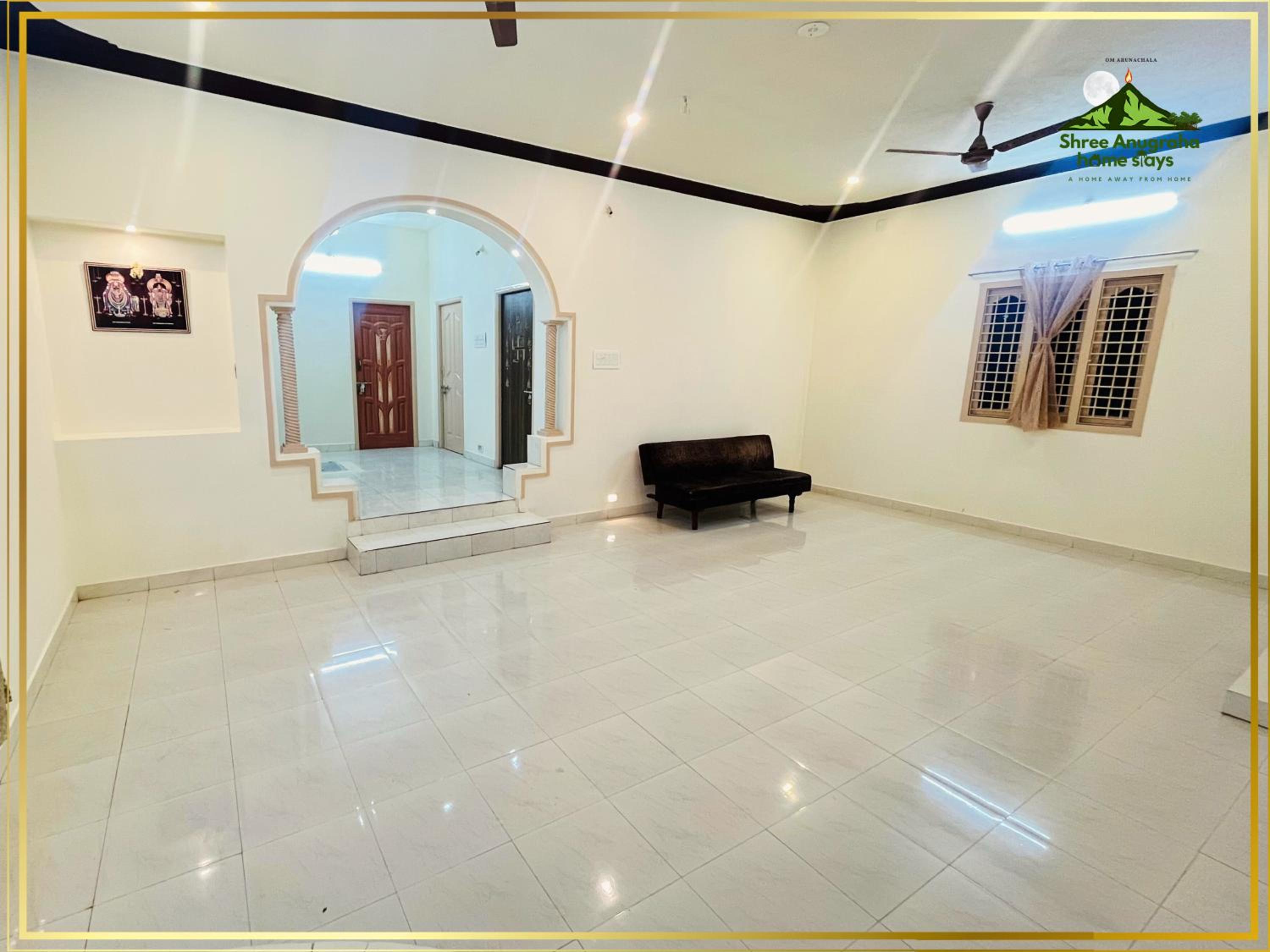 Shree Anugraha Home Stays view 3