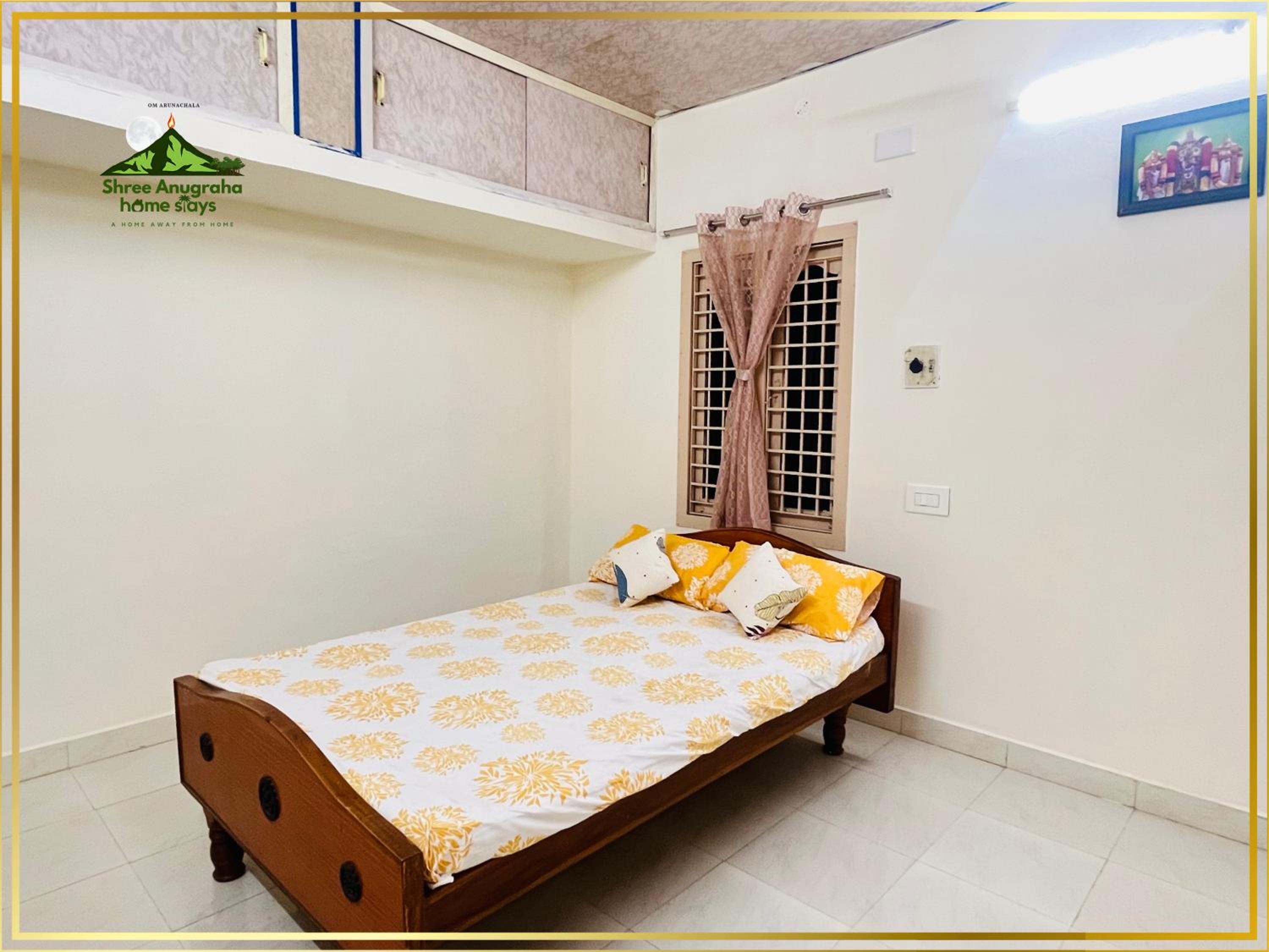 Shree Anugraha Home Stays view 5