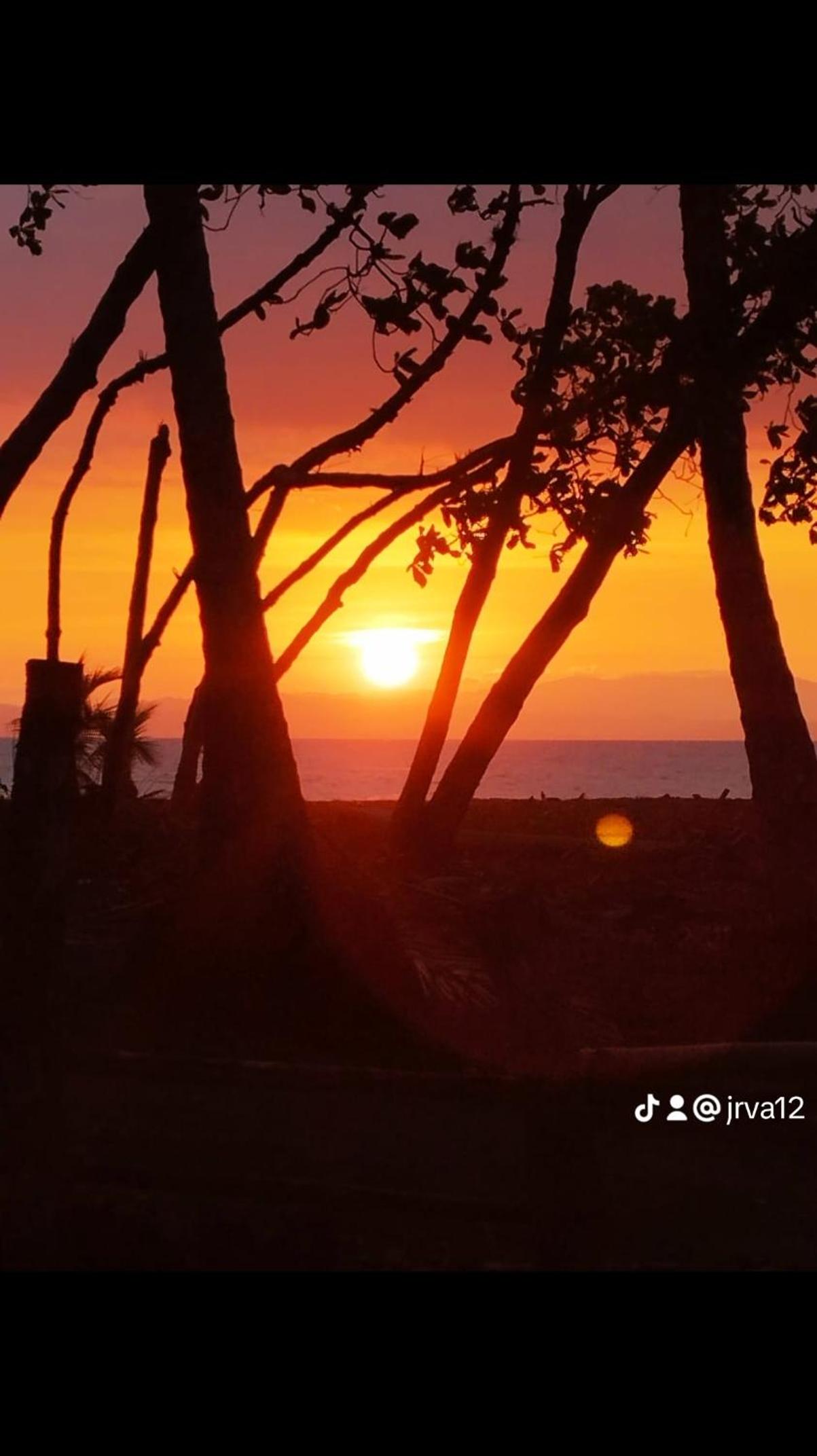 Manzanillo Ecolodge