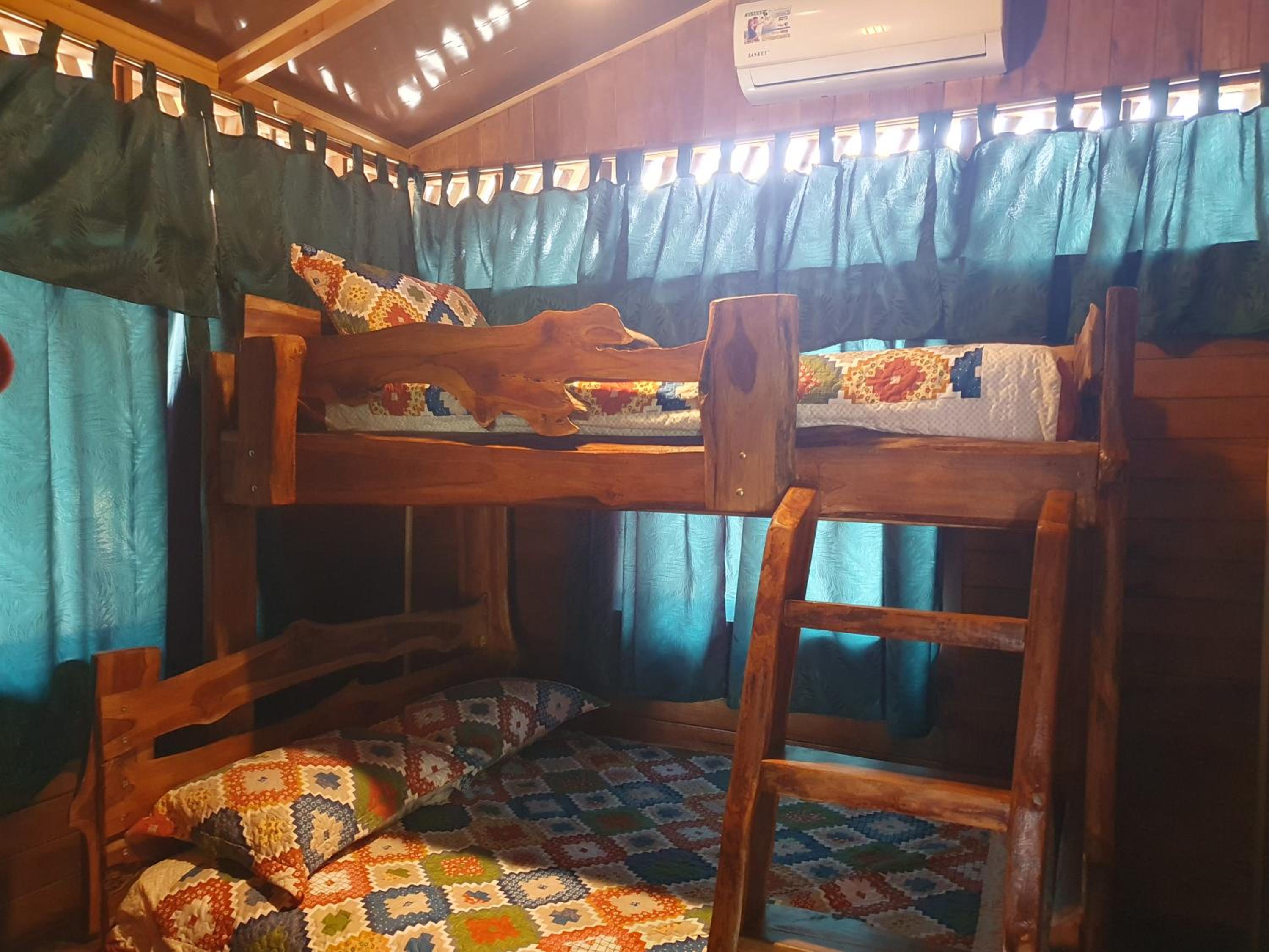 Manzanillo Ecolodge