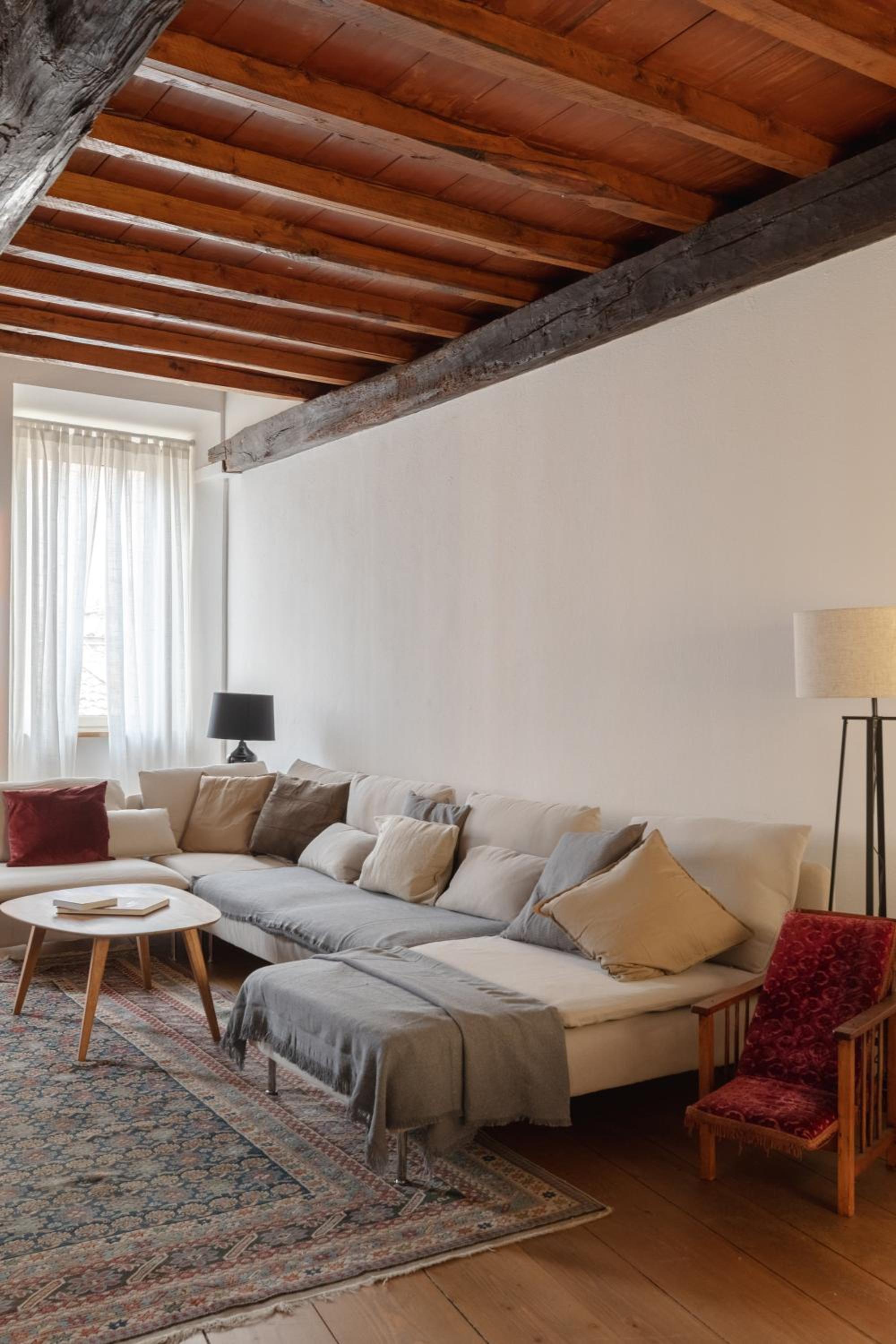 Classic and chic apartments in Trastevere