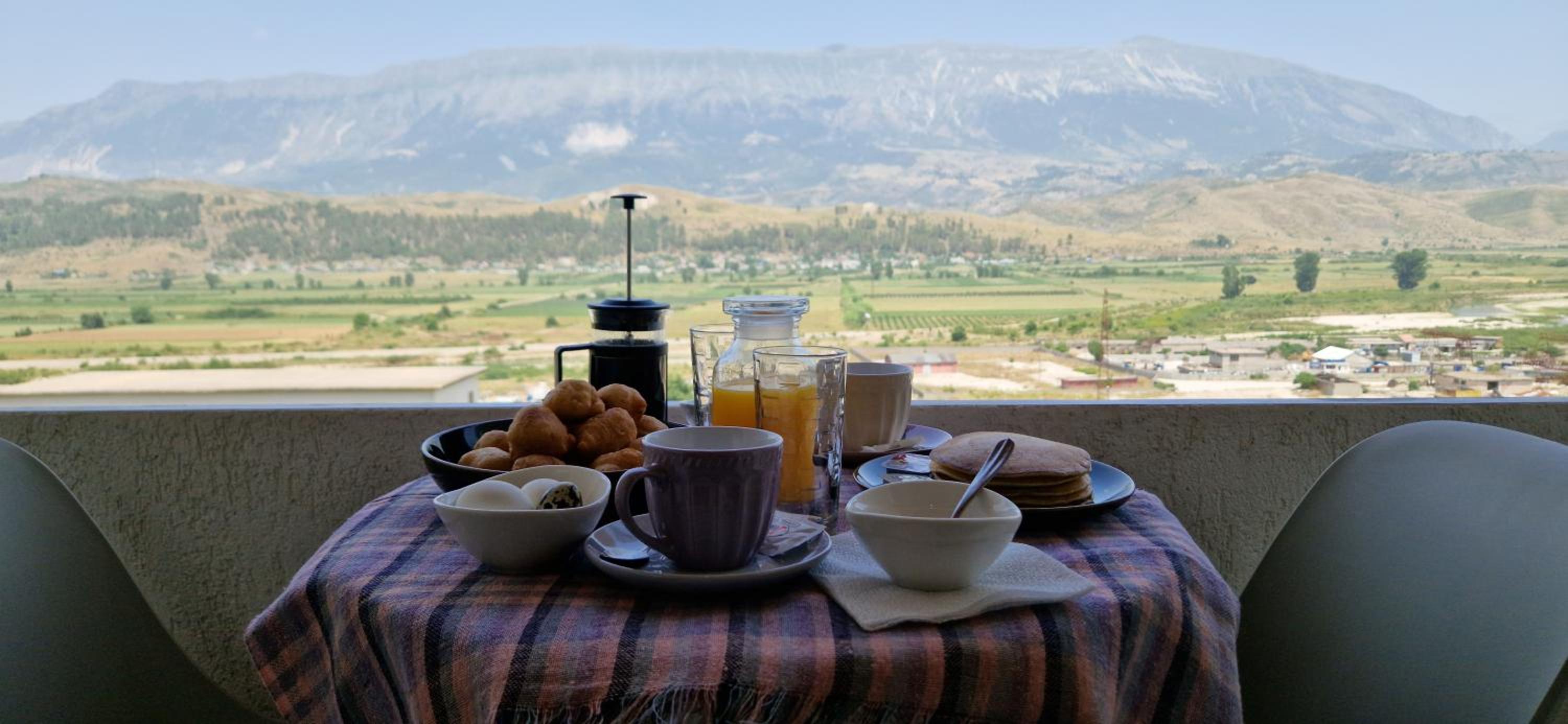 SHENA Guest House