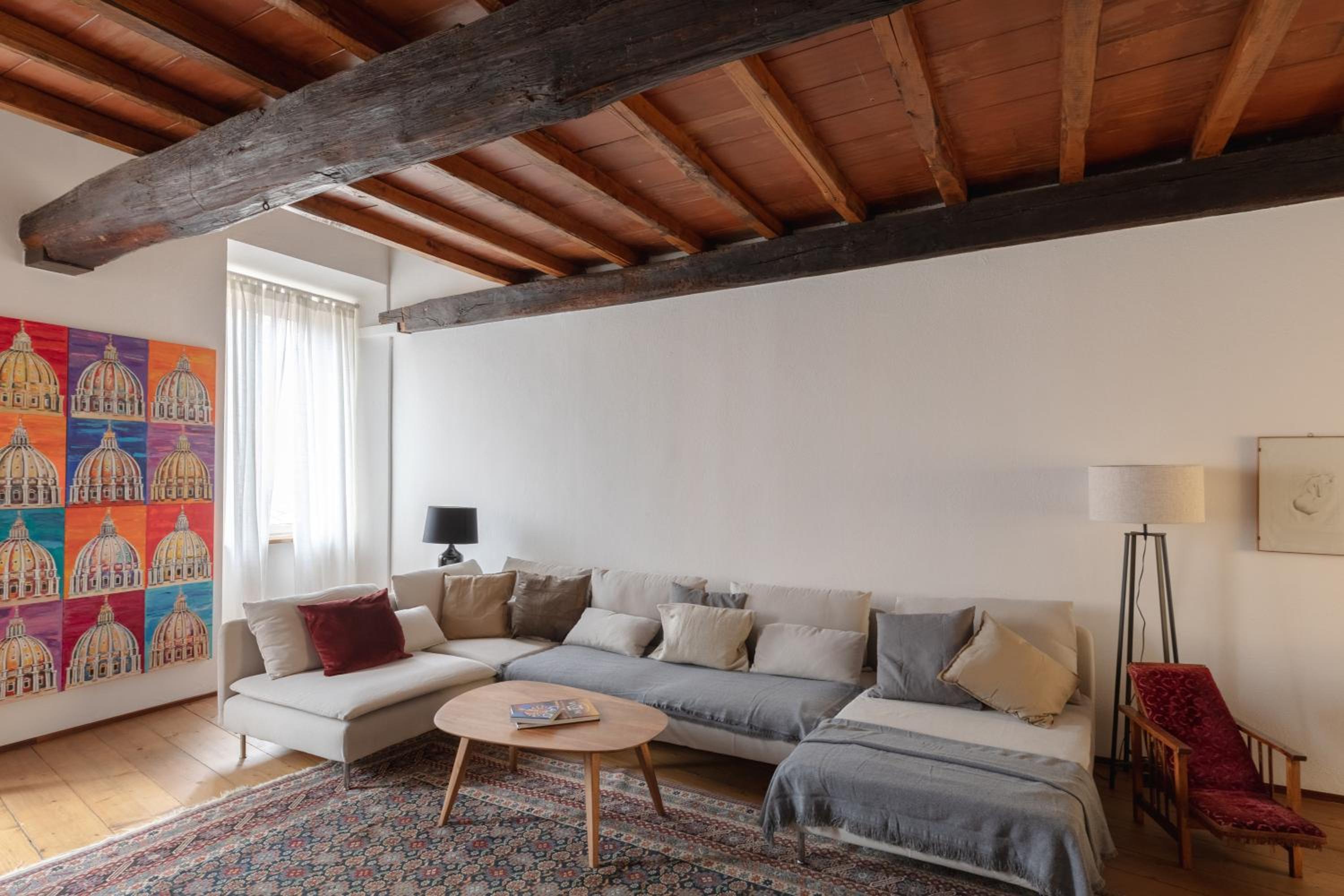 Classic and chic apartments in Trastevere