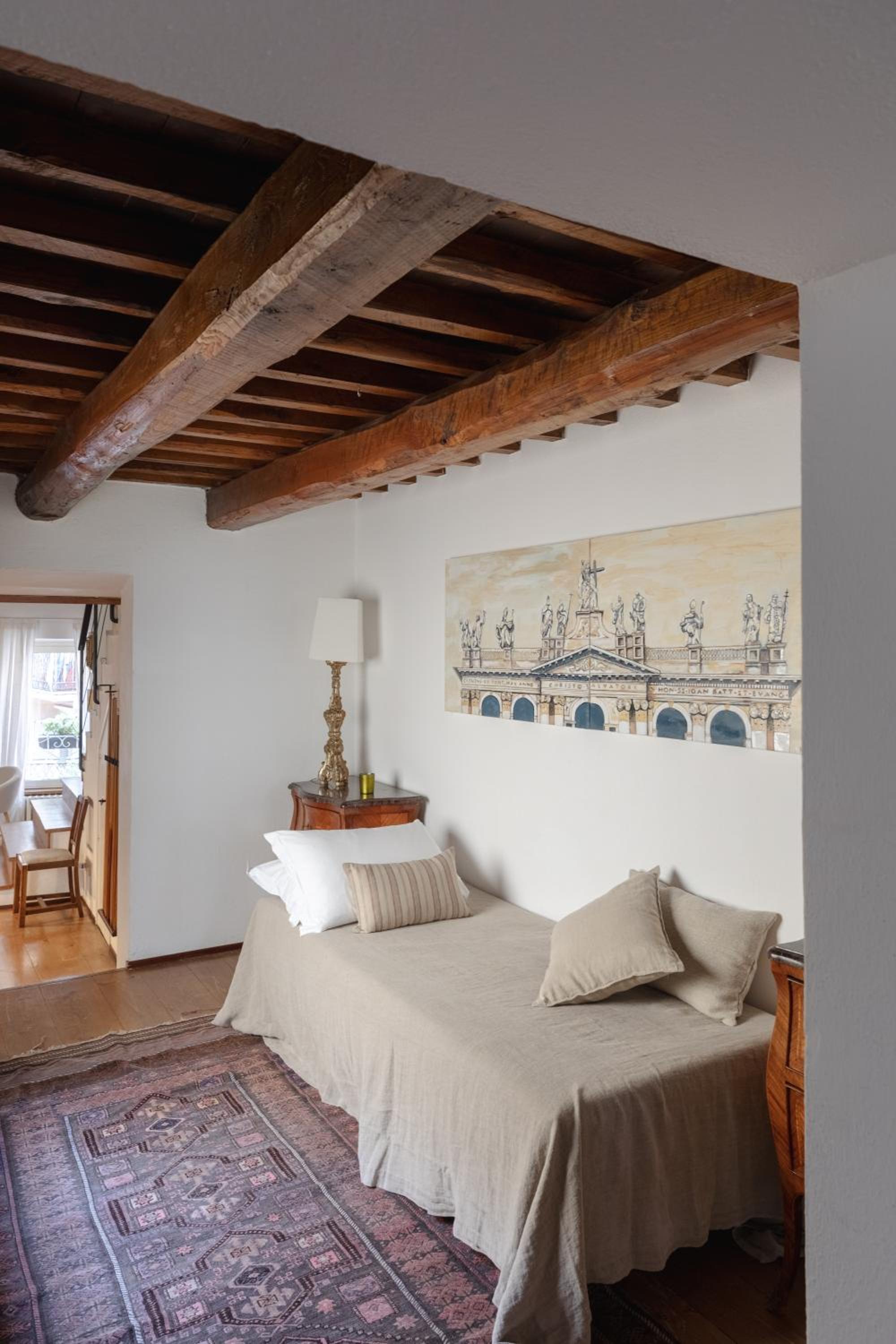 Classic and chic apartments in Trastevere