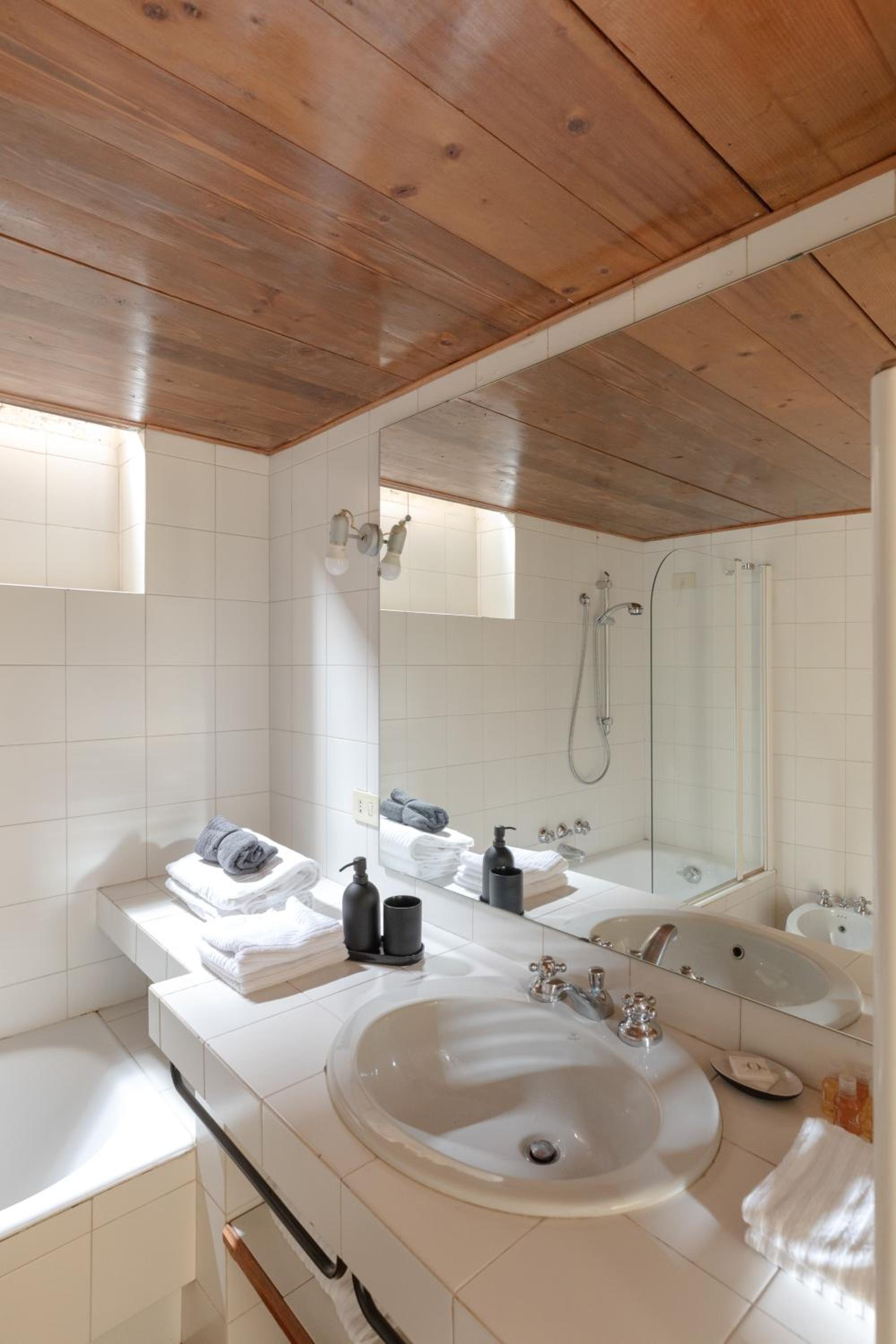 Classic and chic apartments in Trastevere