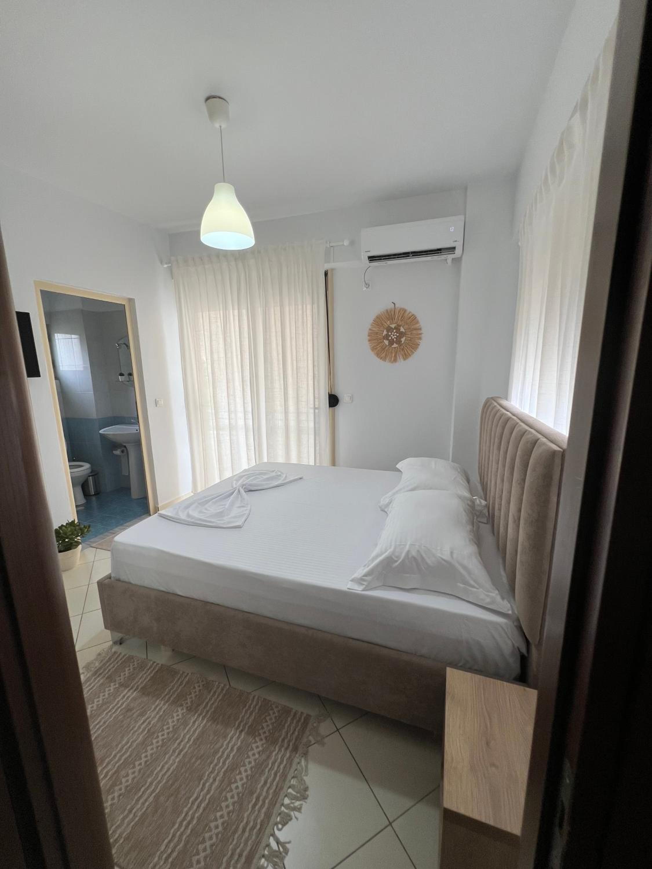 Helios Rooms