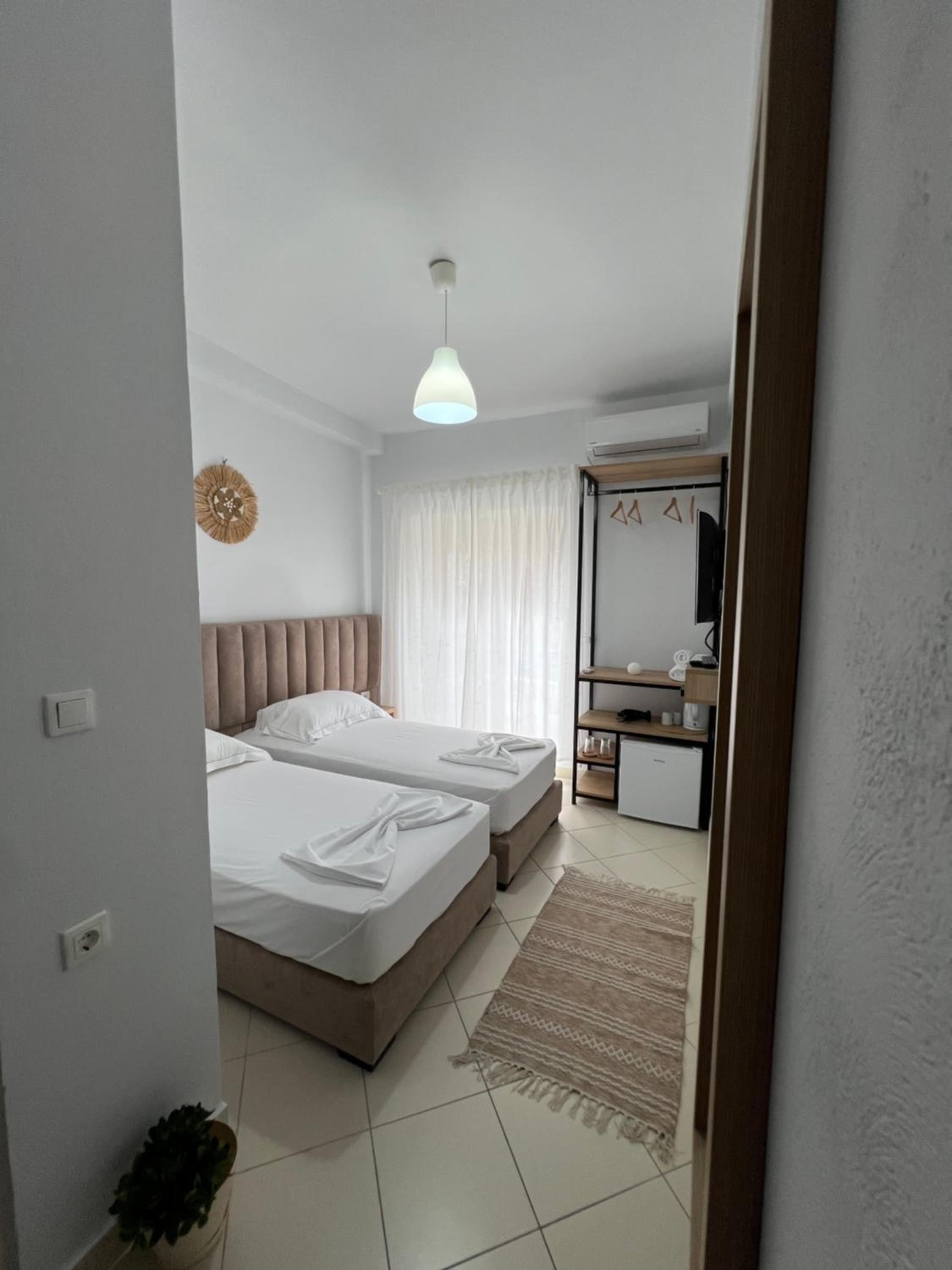 Helios Rooms