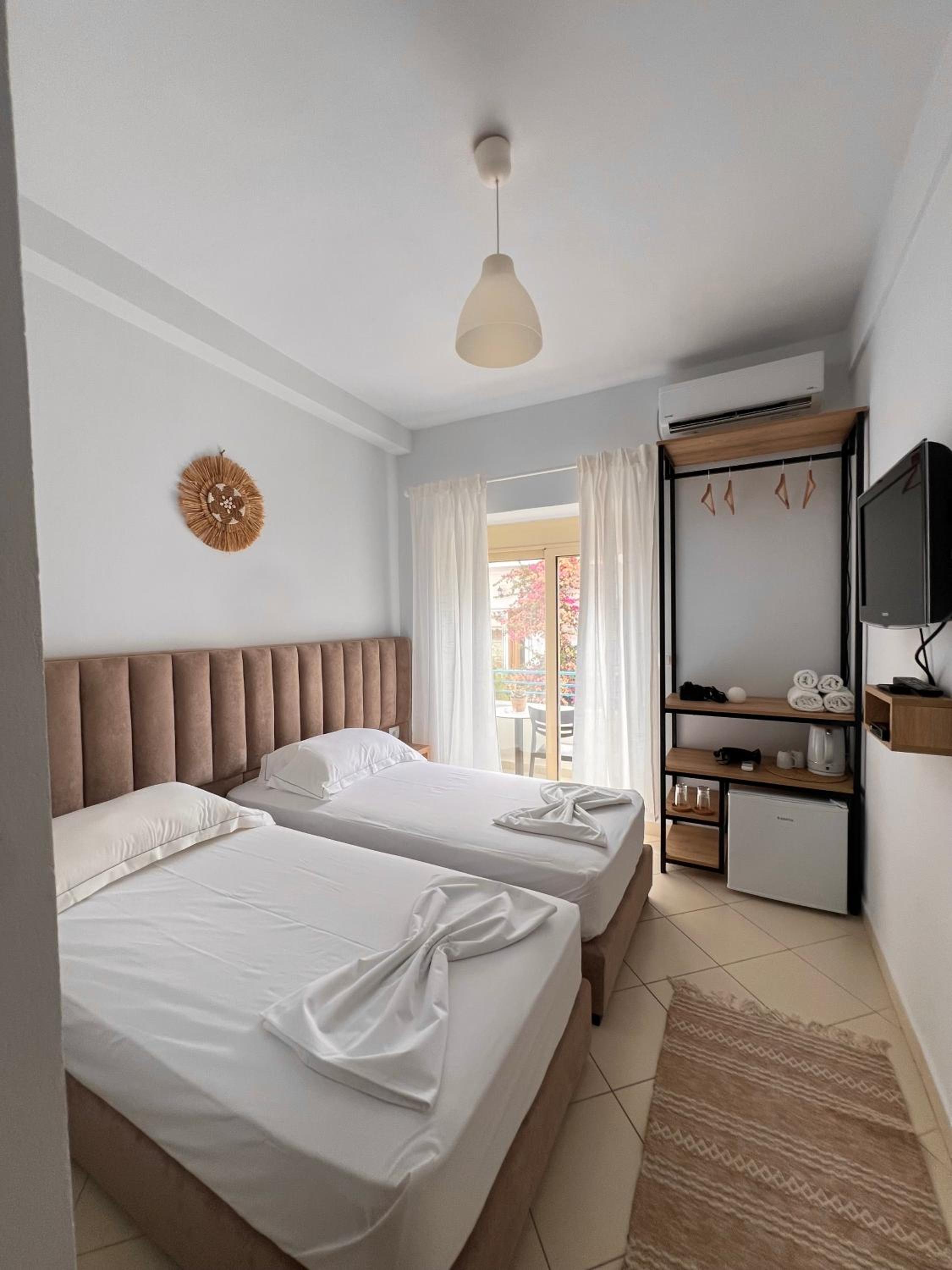 Helios Rooms