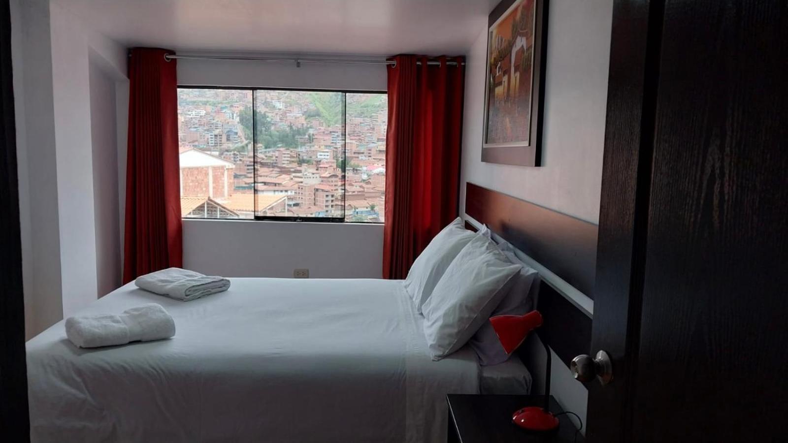 Adriano's Deluxe Apartments 3 view 2