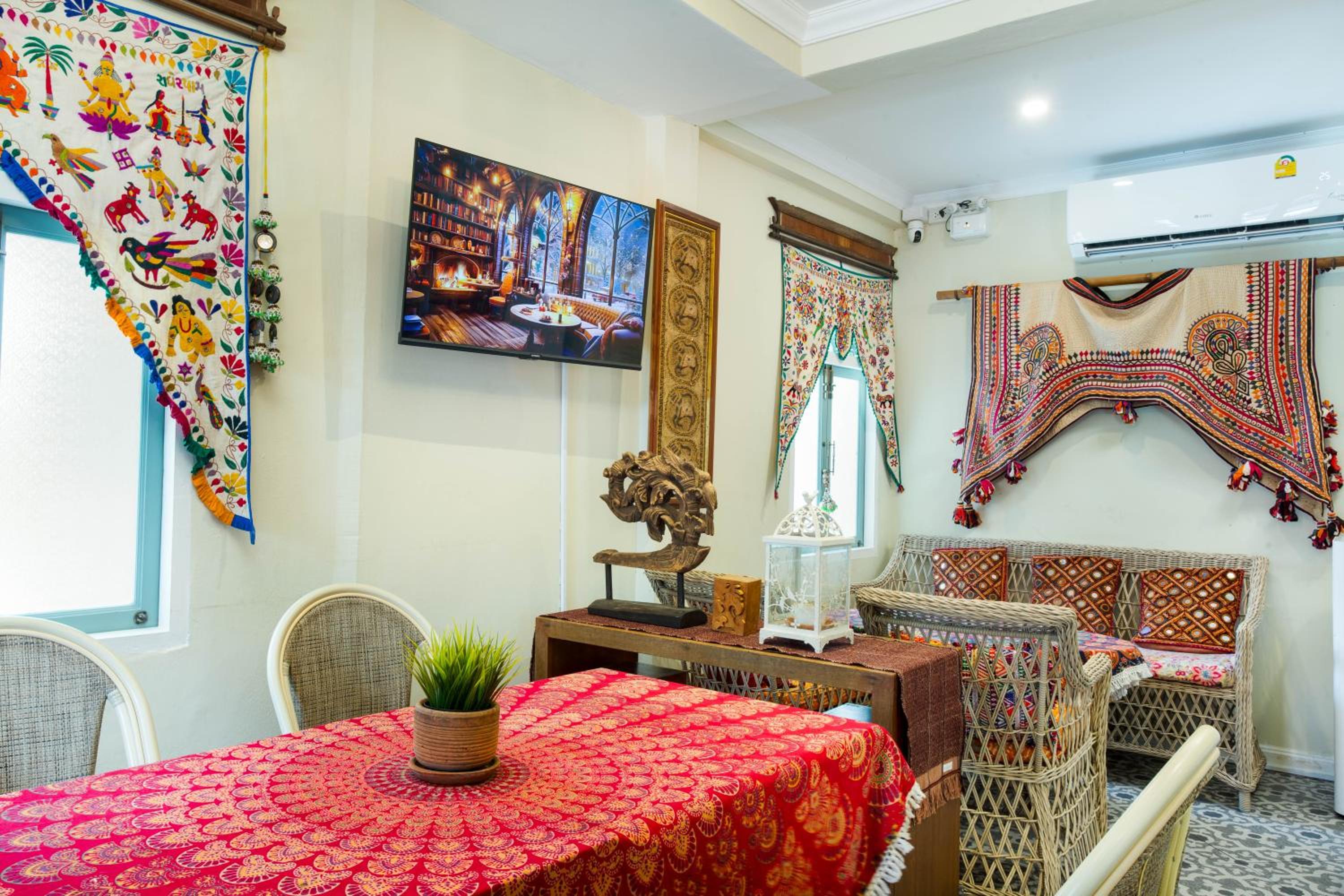 Pran At Kumuang Boutique House