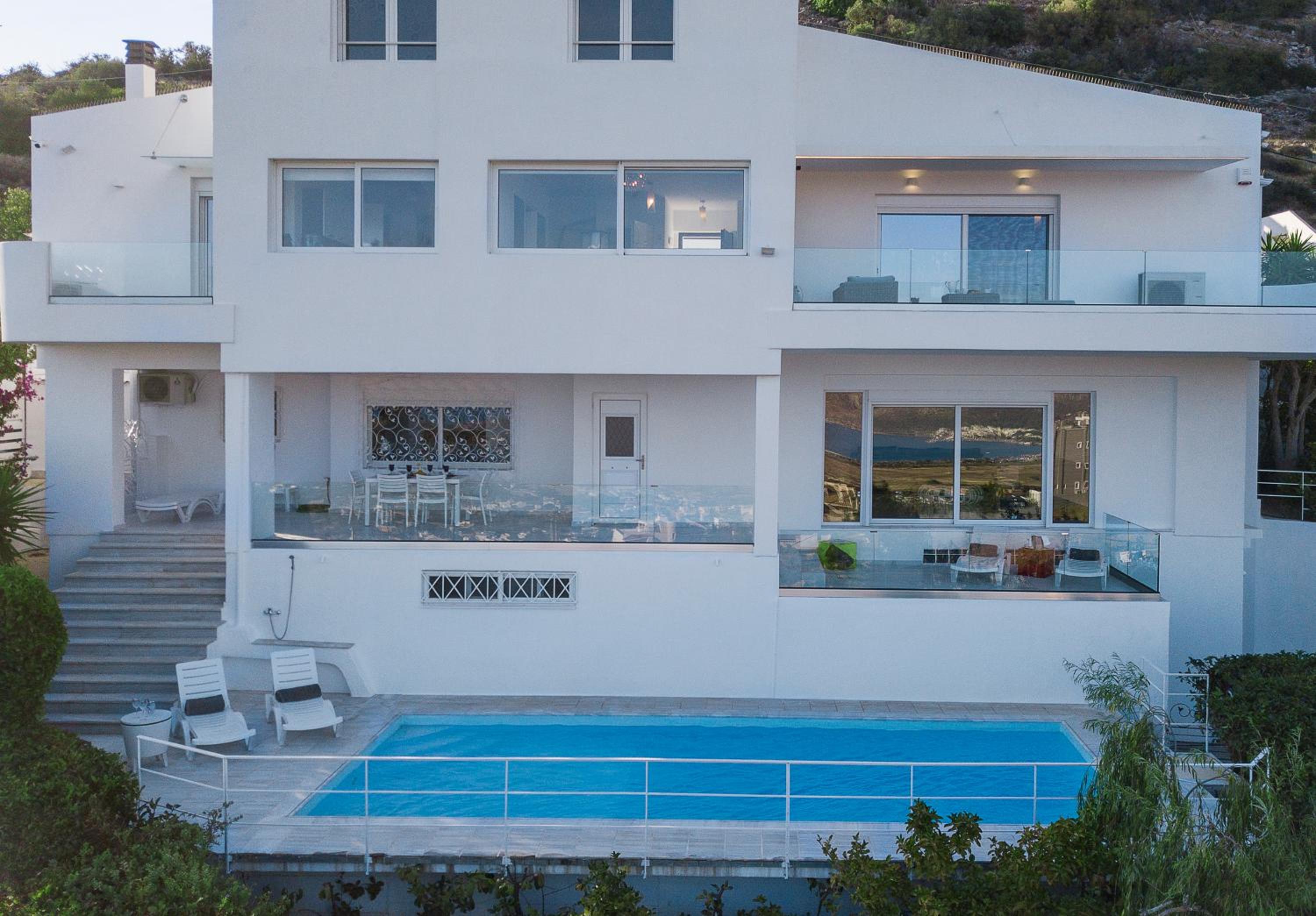 Luxury Sea View Residence with pool -Attika Riviera