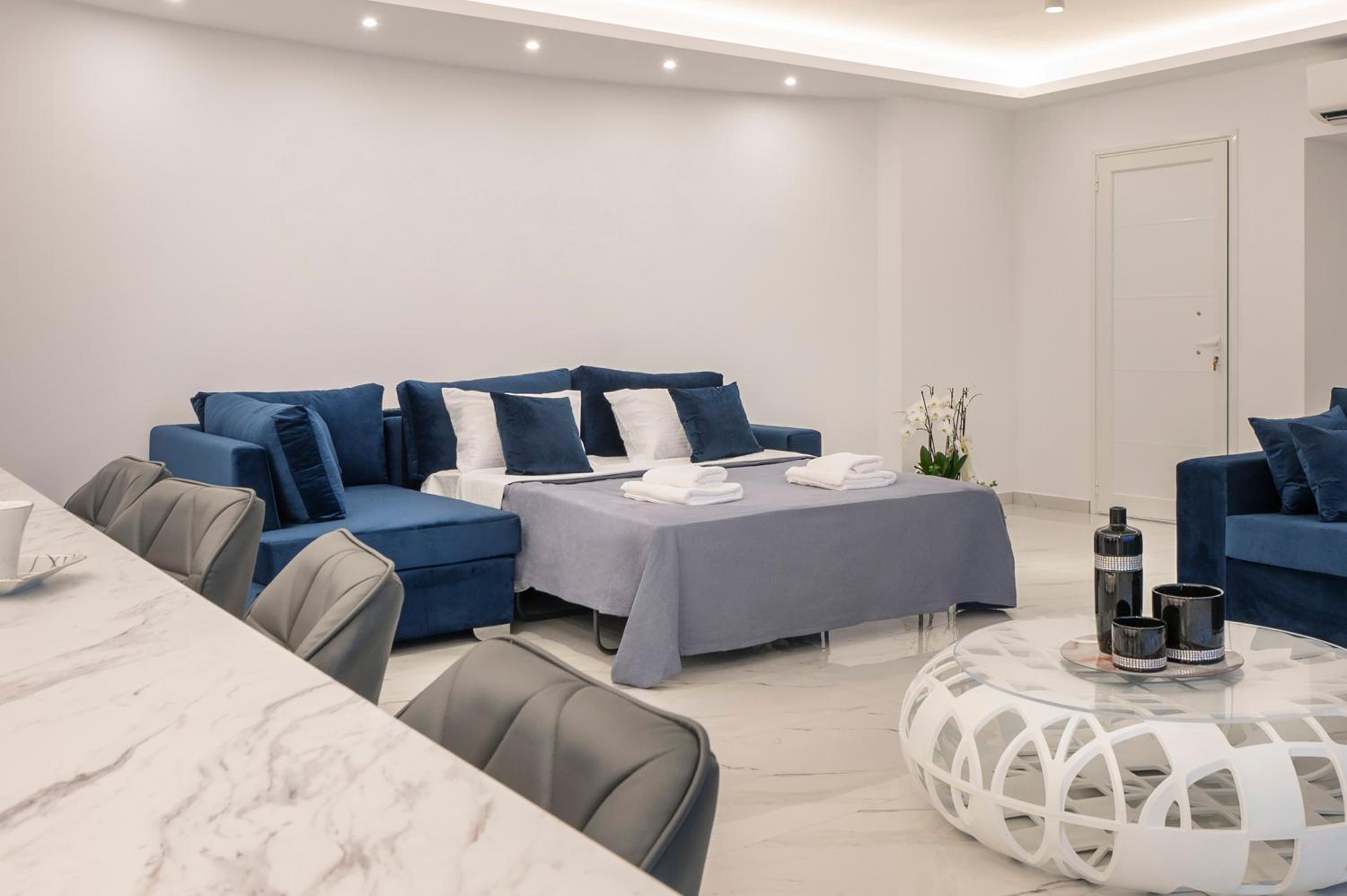 Luxury Sea View Residence with pool -Attika Riviera