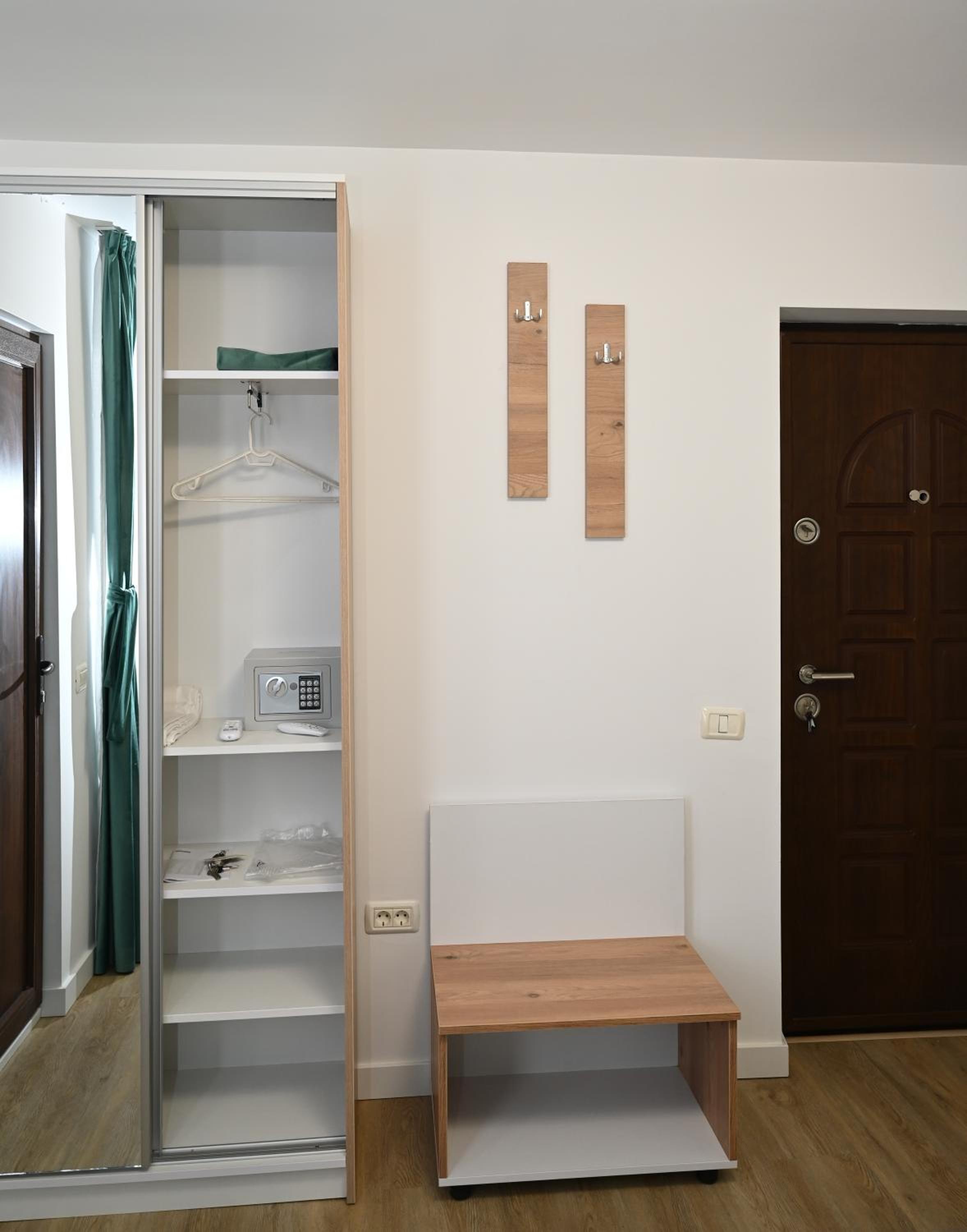 Photo 27