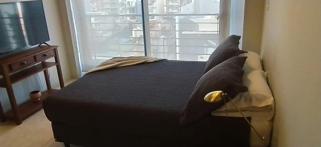 V. Palermotango, Departamento a estrenar, luminoso