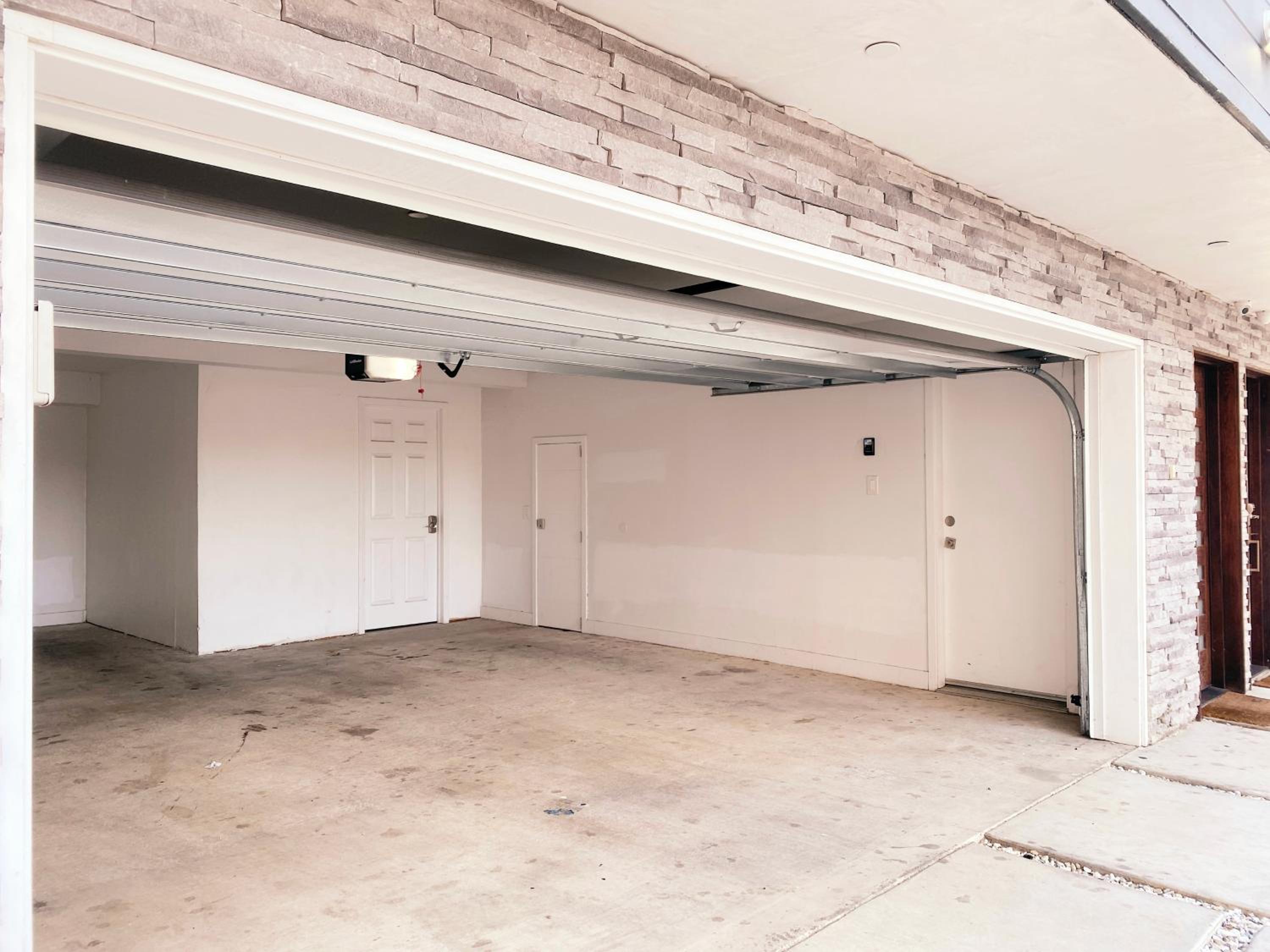 Modern 3BR Home in Mid-City