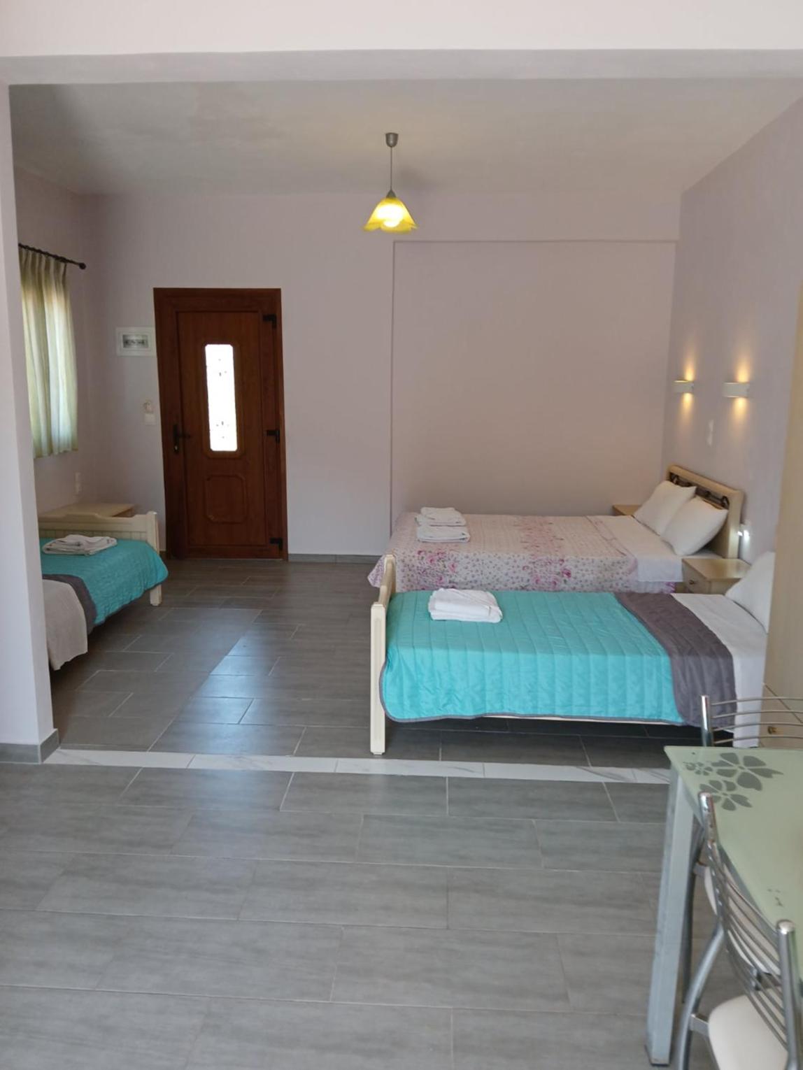 Vassilis Studios