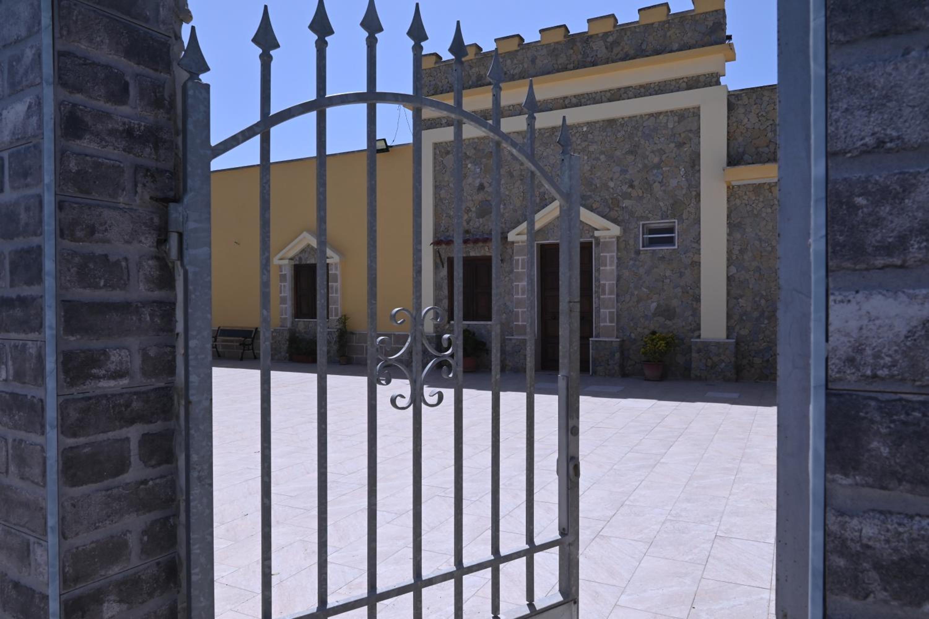 Photo 37