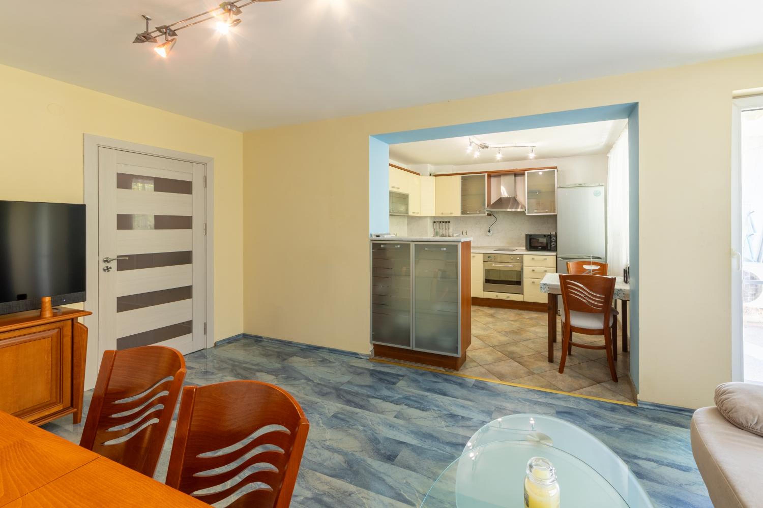 Central Oasis Apartment With 2 bedrooms