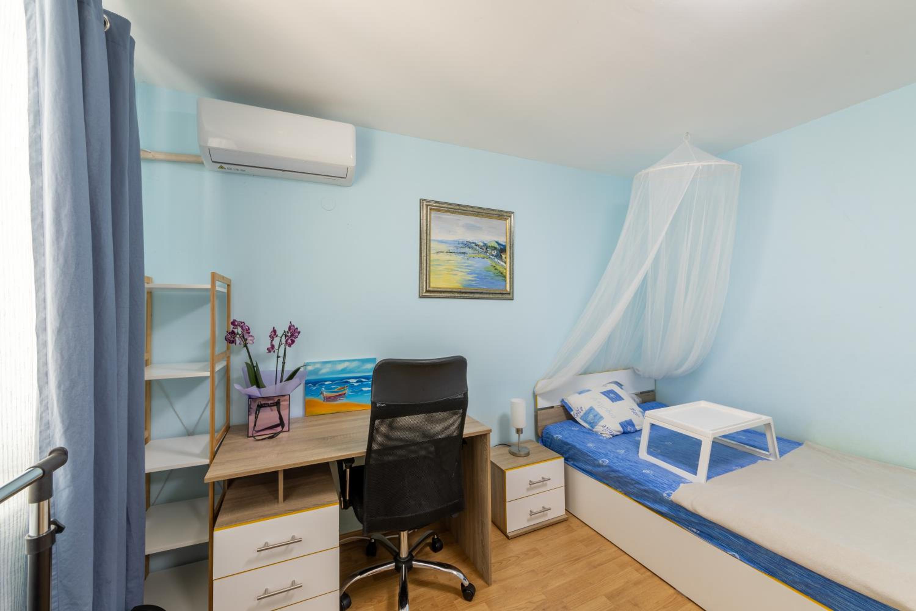 Central Oasis Apartment With 2 bedrooms