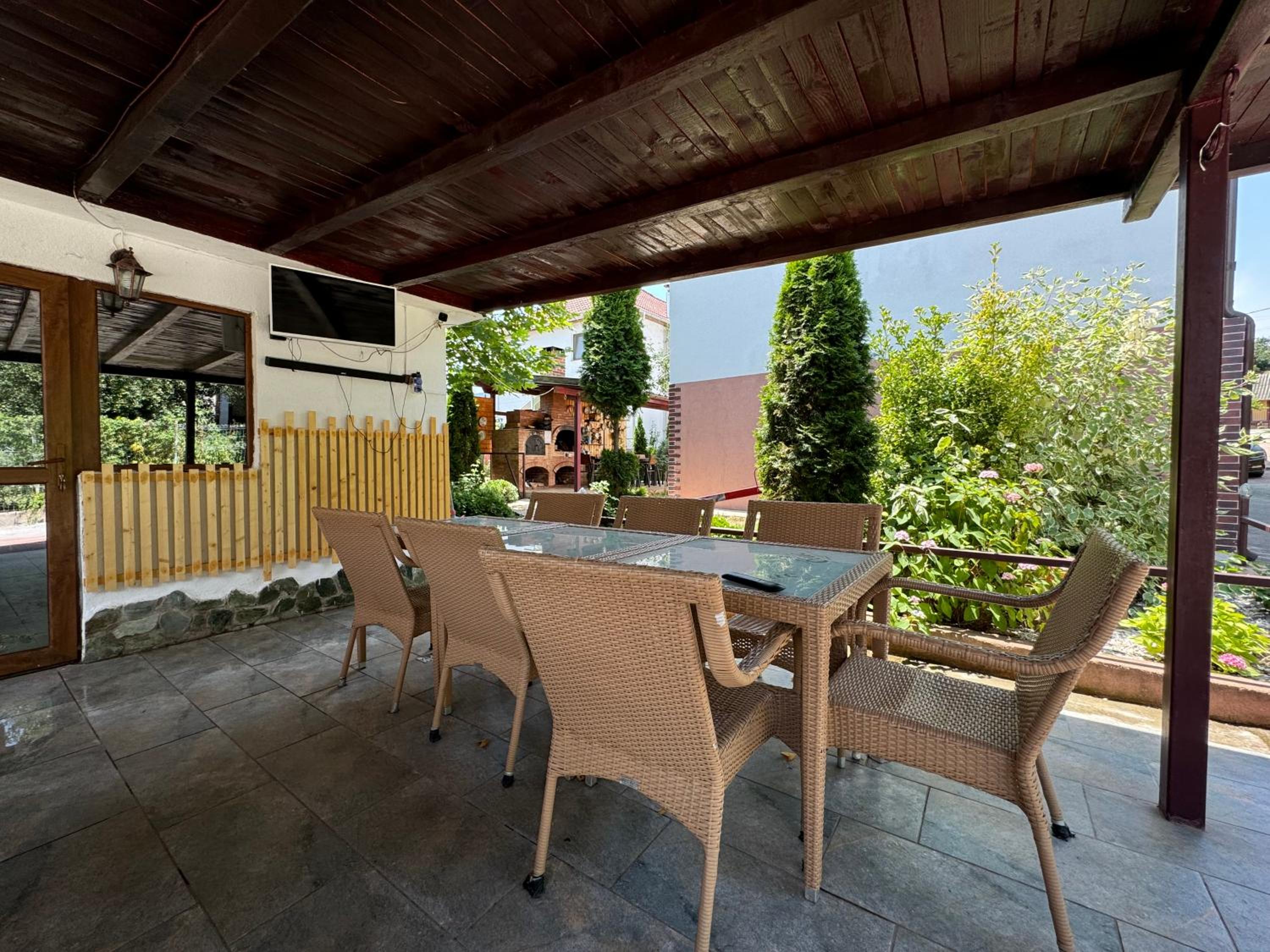 Pensiunea Casa Rica Calimanesti Caciulata view 5