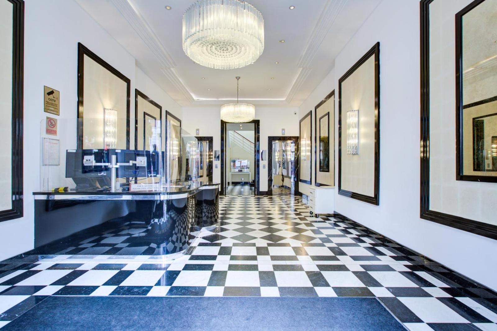 Marble Arch boutique Residence