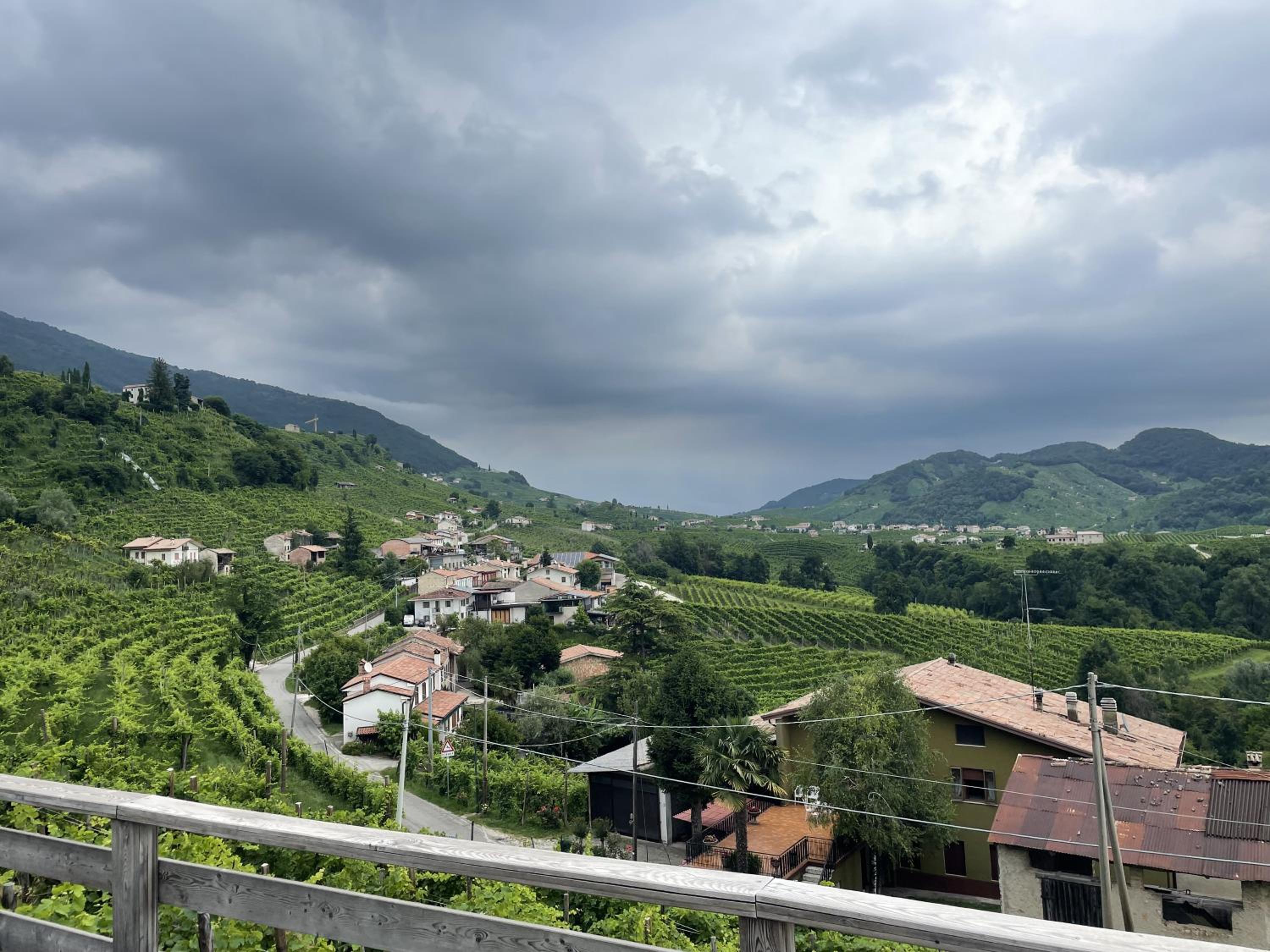 Valdobbiadene - free parking - Colline Prosecco
