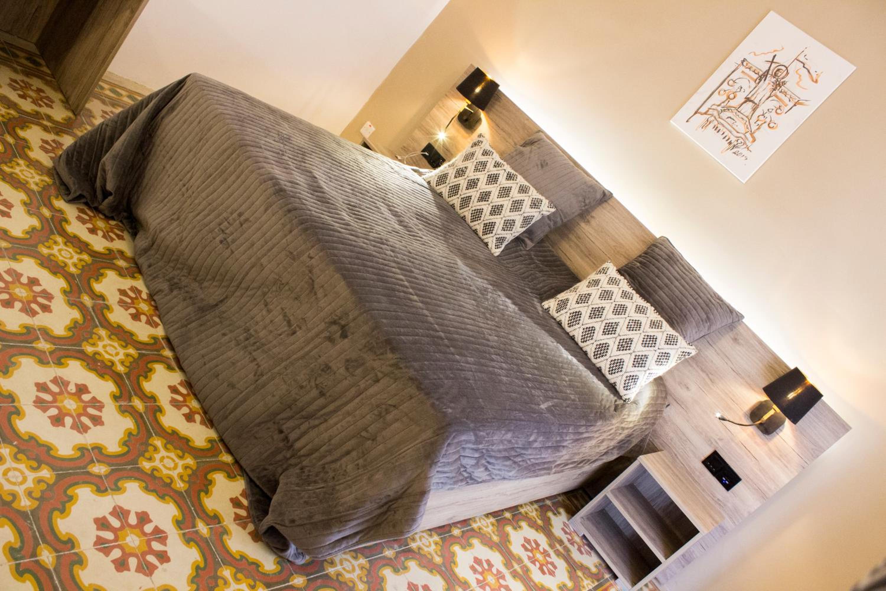 budget room 1 floor private bathroom ground floor view 5