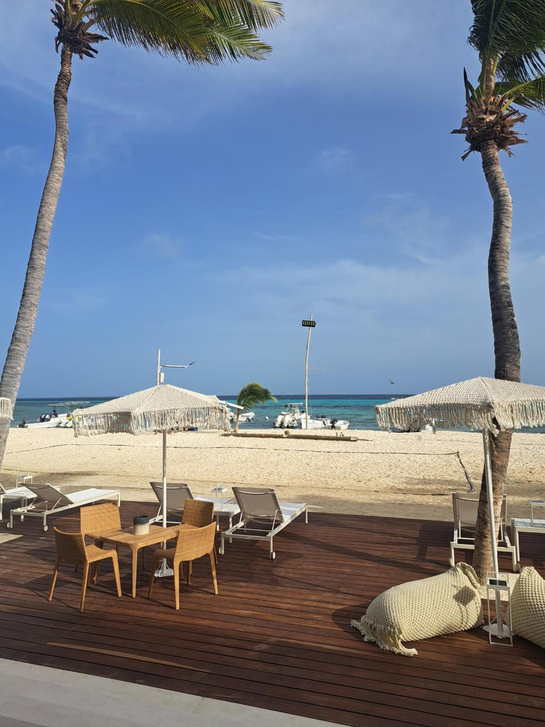 Macanao Lodge By LD
