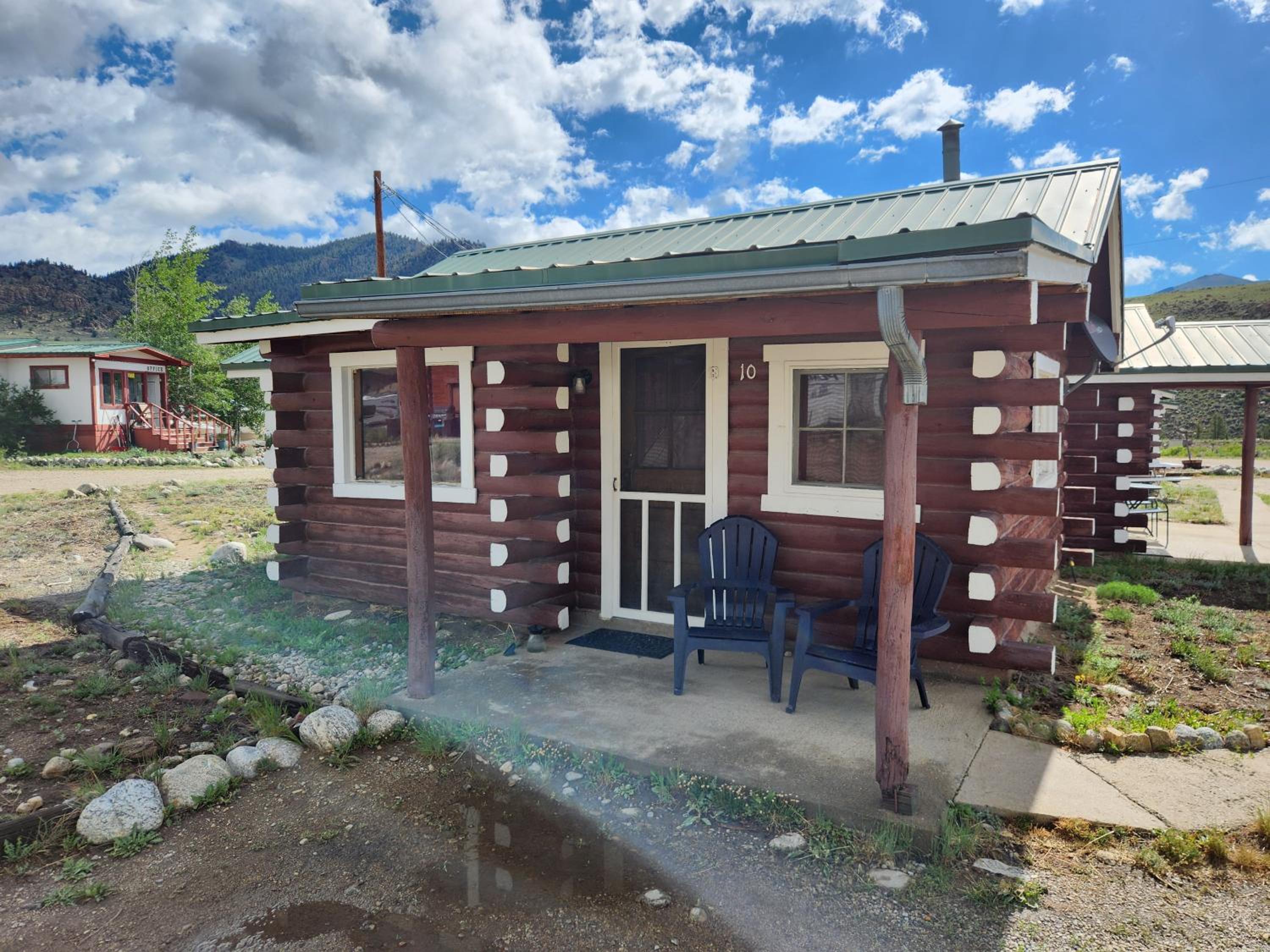 Winmar Cabins view 5