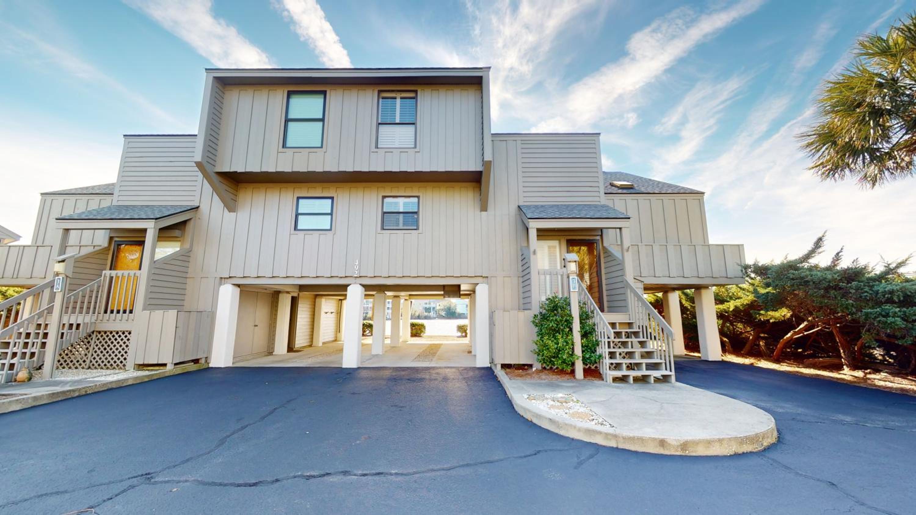 Litchfield Beach & Golf Resort