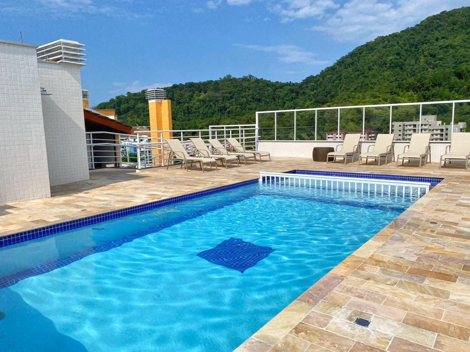 Ubatuba- Praia das Toninhas- apto para alugar