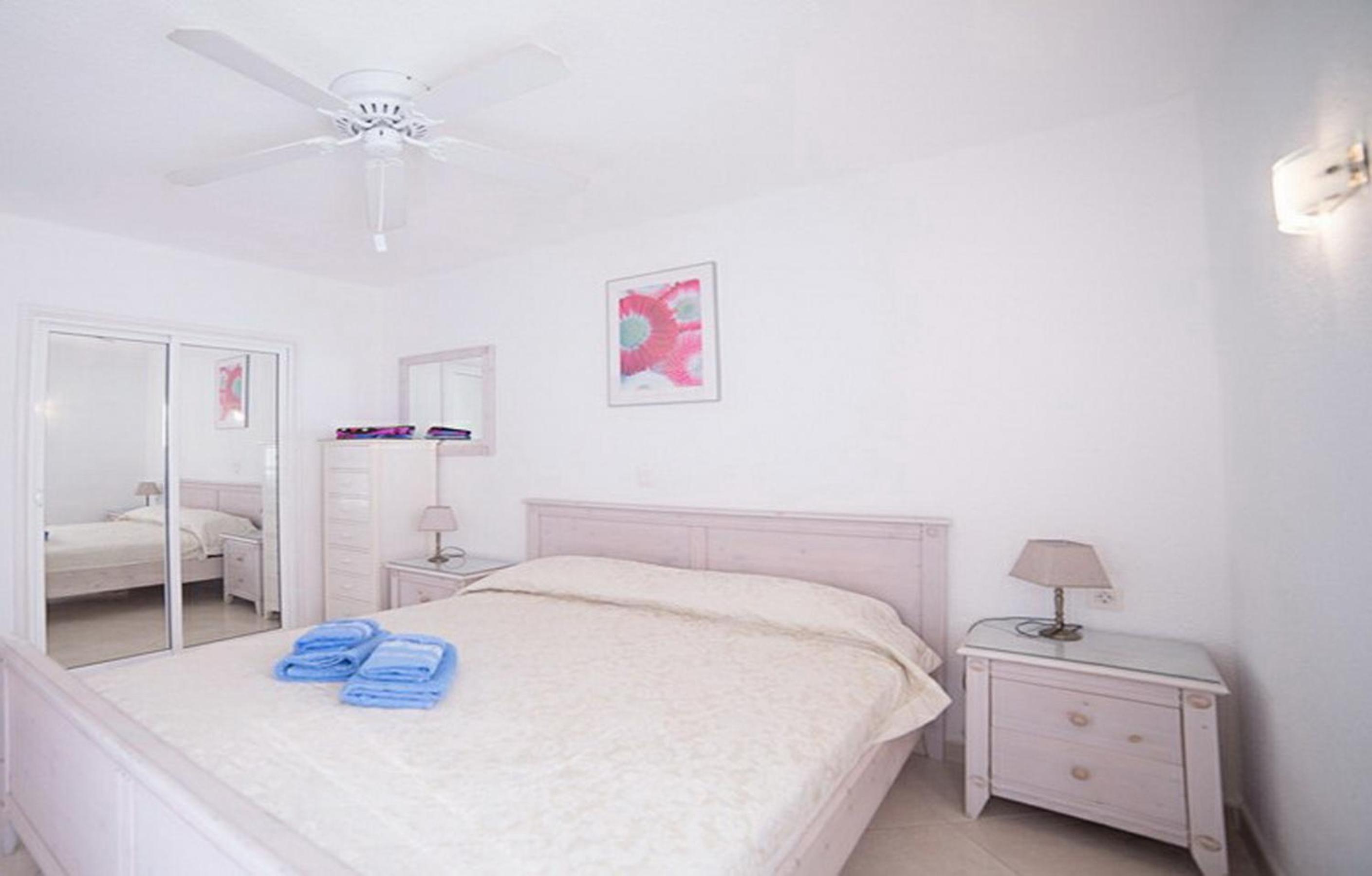 Spacious 3-bedroom beach Bungalow