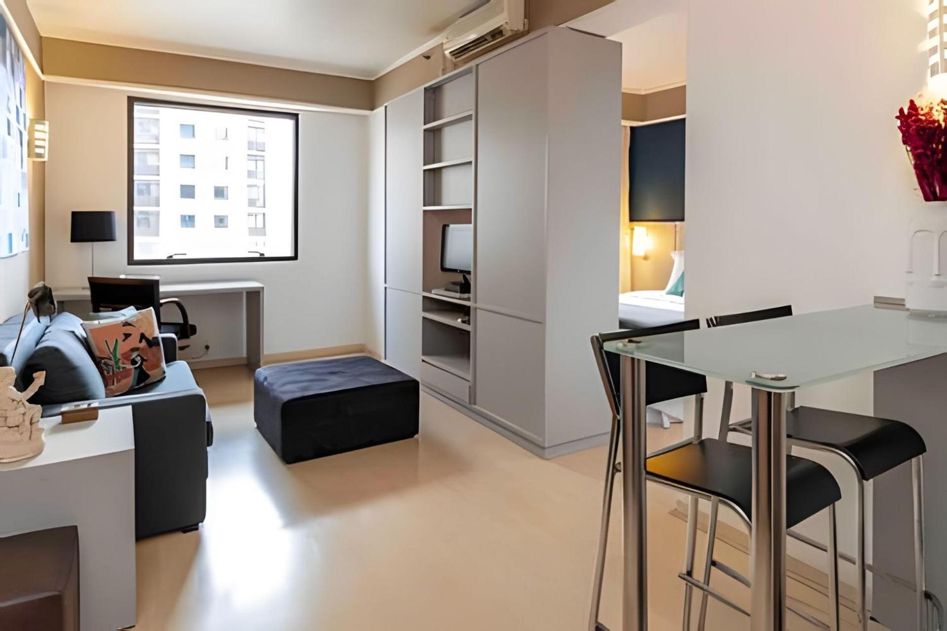 Staybridge Condomínio Flats