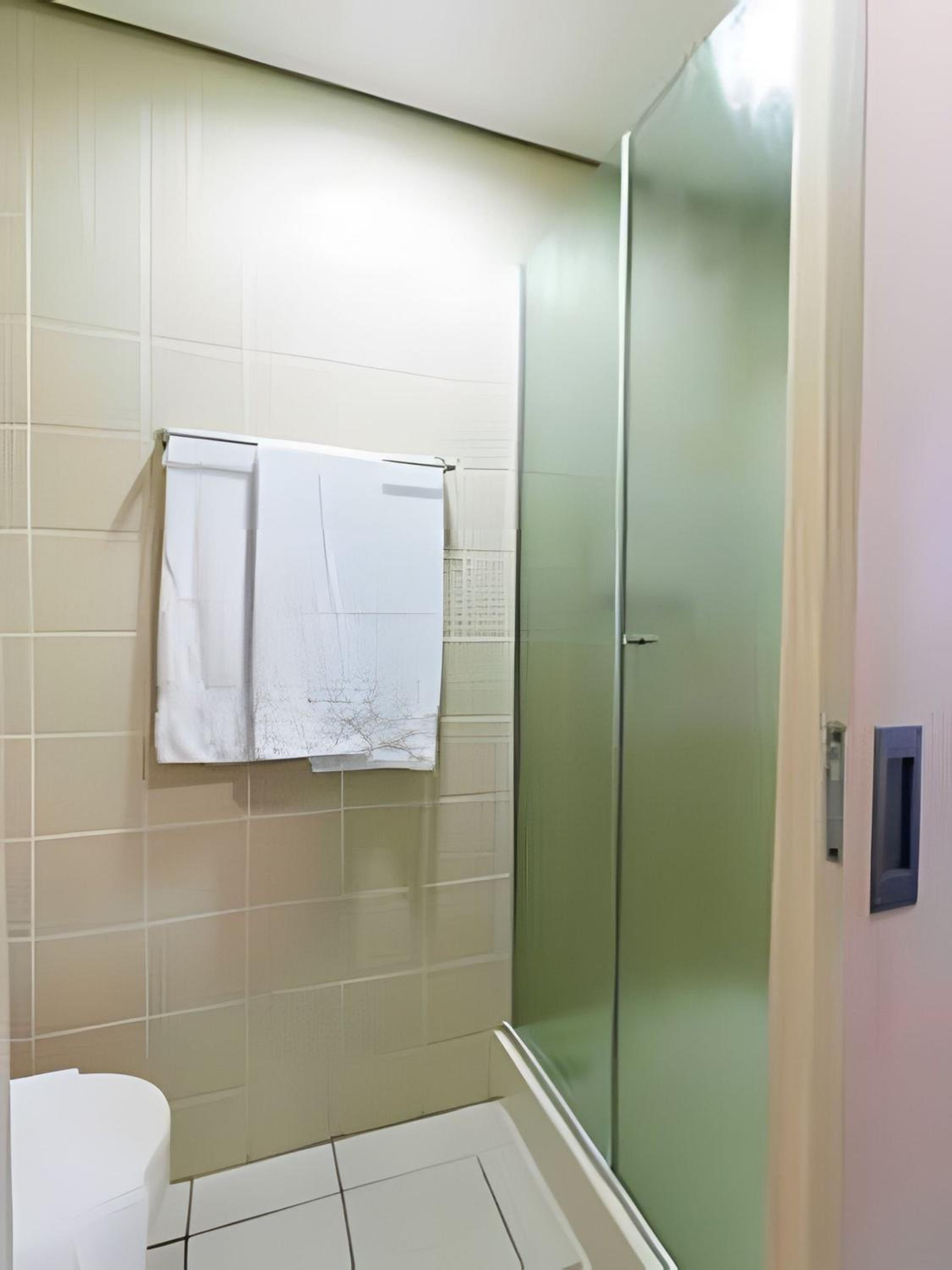 Staybridge Condomínio Flats